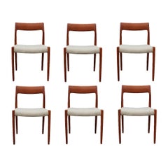 Set of Six Sleek Modern Danish Teak Dining Room Chairs