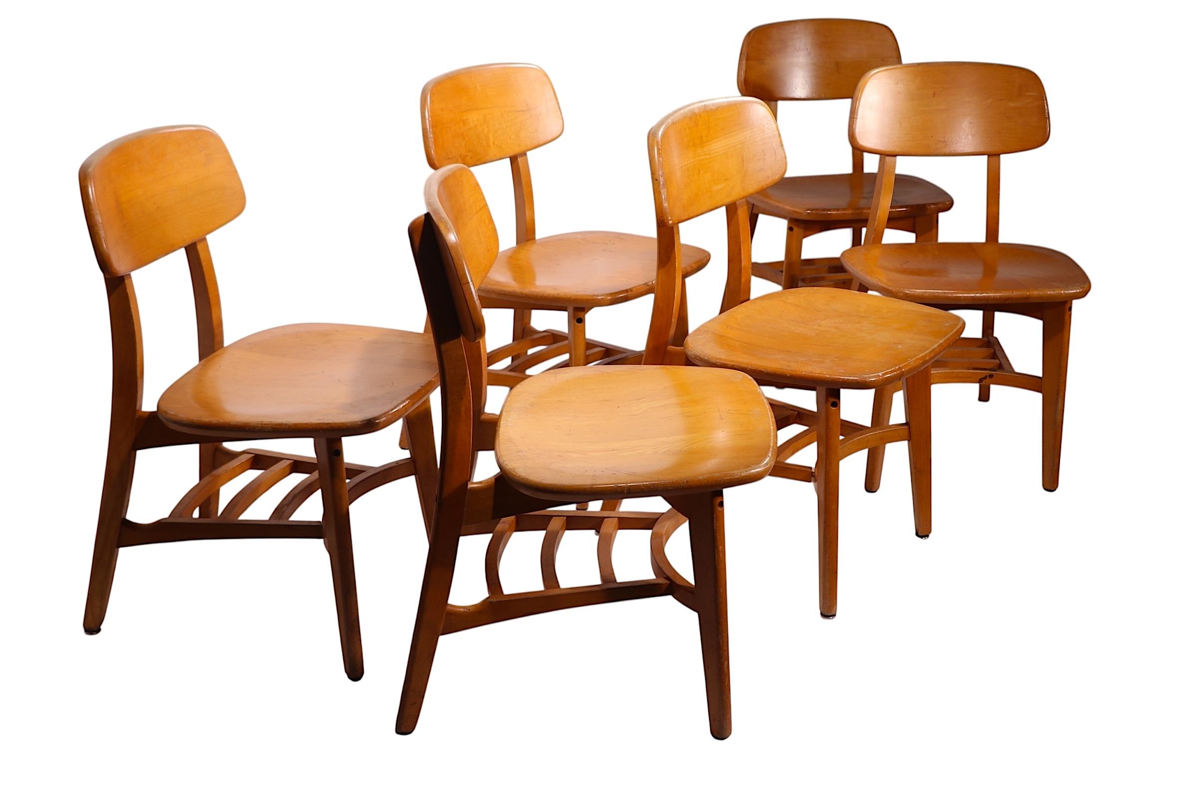 Mid-Century Modern Set of Six Solid Blonde  Wood Mid Century Dining Chairs in the style of Thonet For Sale