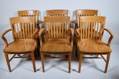 Set di sei poltrone Bankers in rovere massiccio dorato, circa 1950