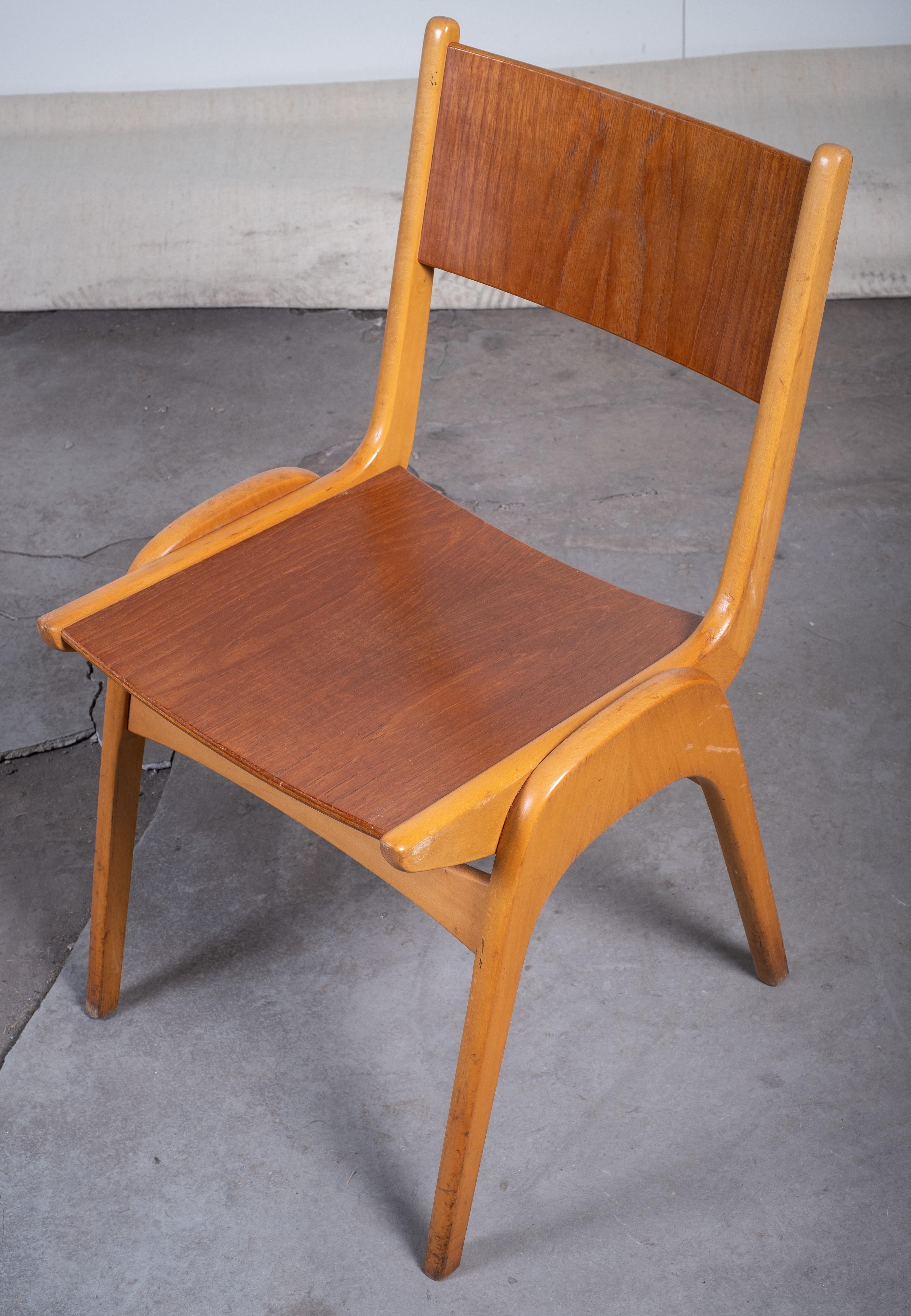 Set di sei sedie impilabili di Sorø Møbelfabrik, Danimarca, anni '50 in vendita 1