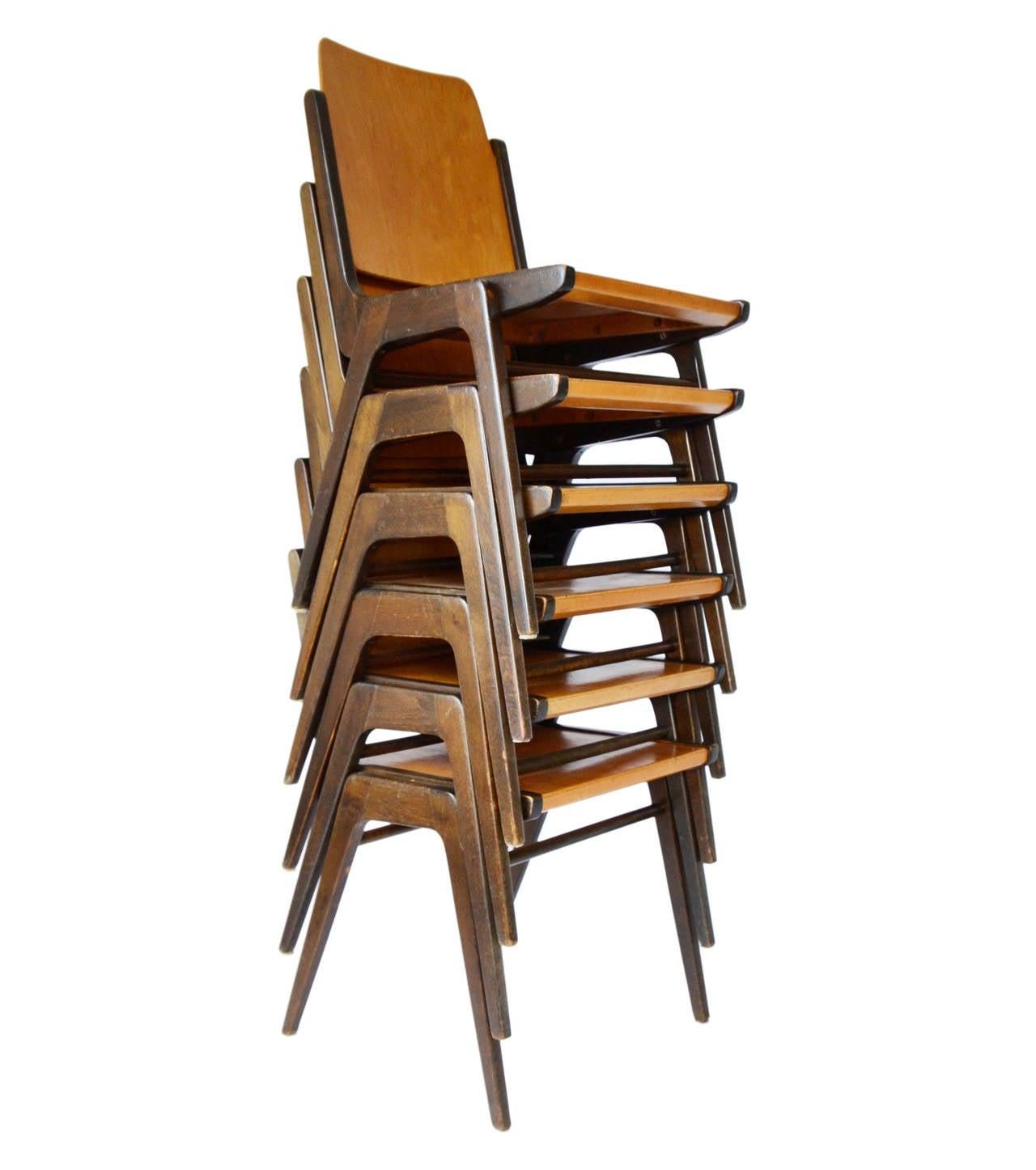 Ensemble de six chaises empilables Franz Schuster, bois de hêtre bicolore, Autriche, 1959 en vente 2