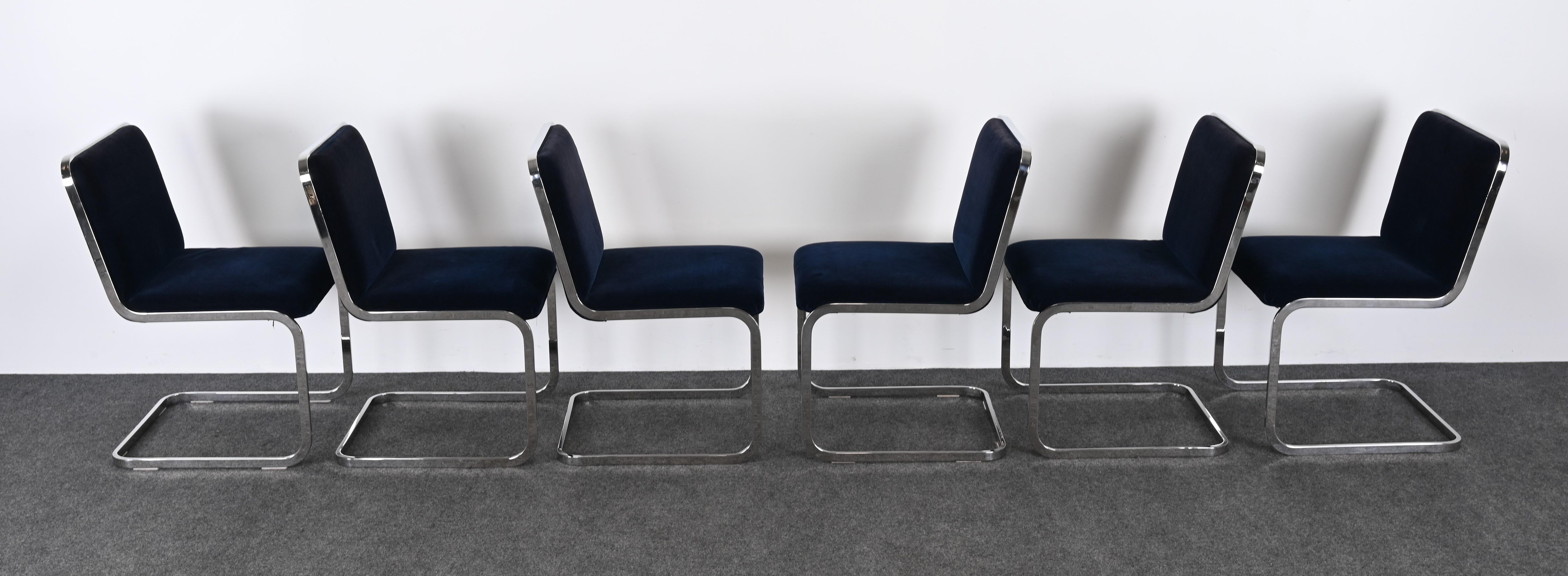 Ensemble de six chaises de salle à manger en acier inoxydable en porte-à-faux par Brueton, années 1980 en vente 4