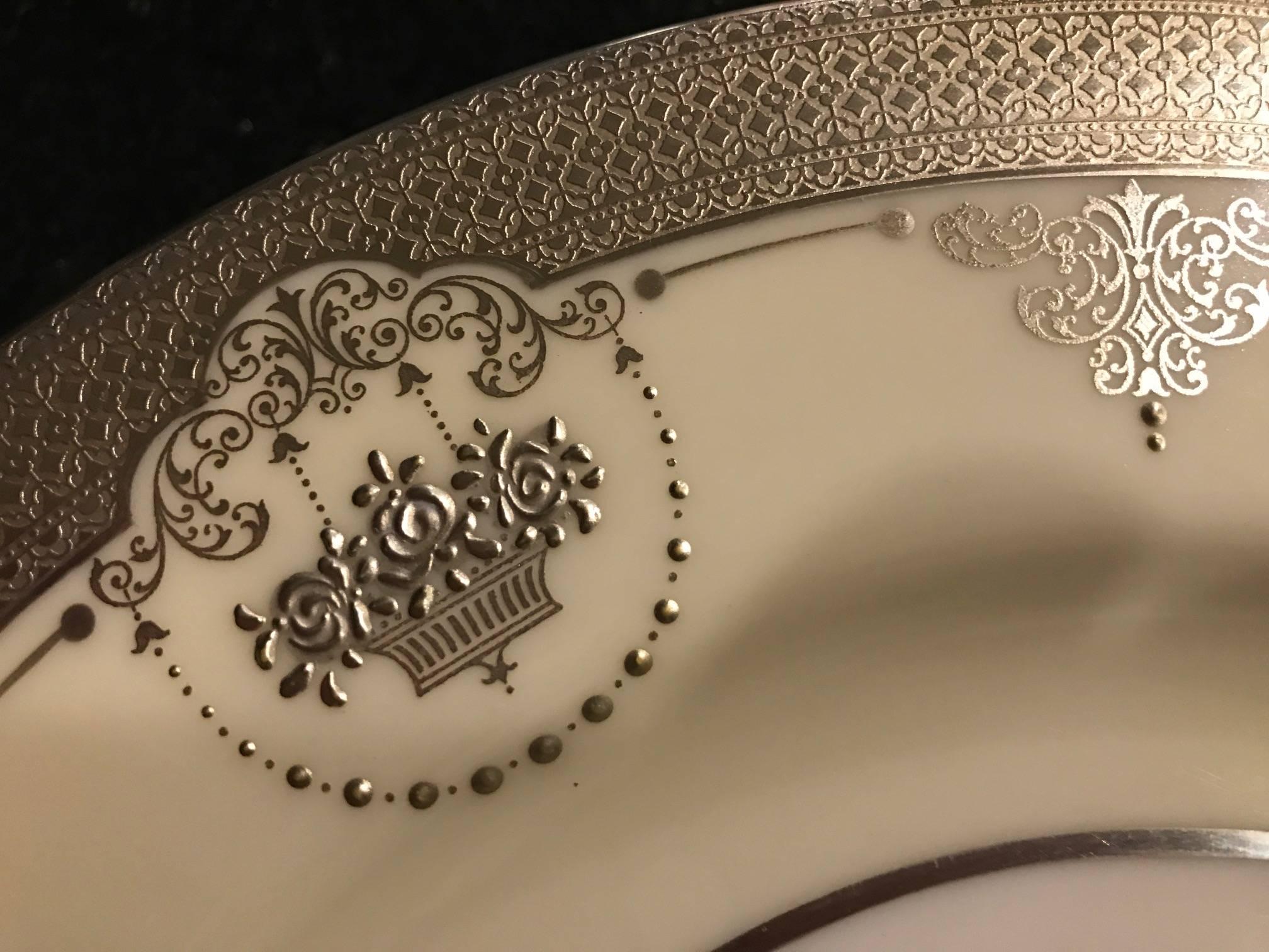 Set of Six Sterling Silver Overlay Service Dinner Plates In Excellent Condition For Sale In Lambertville, NJ
