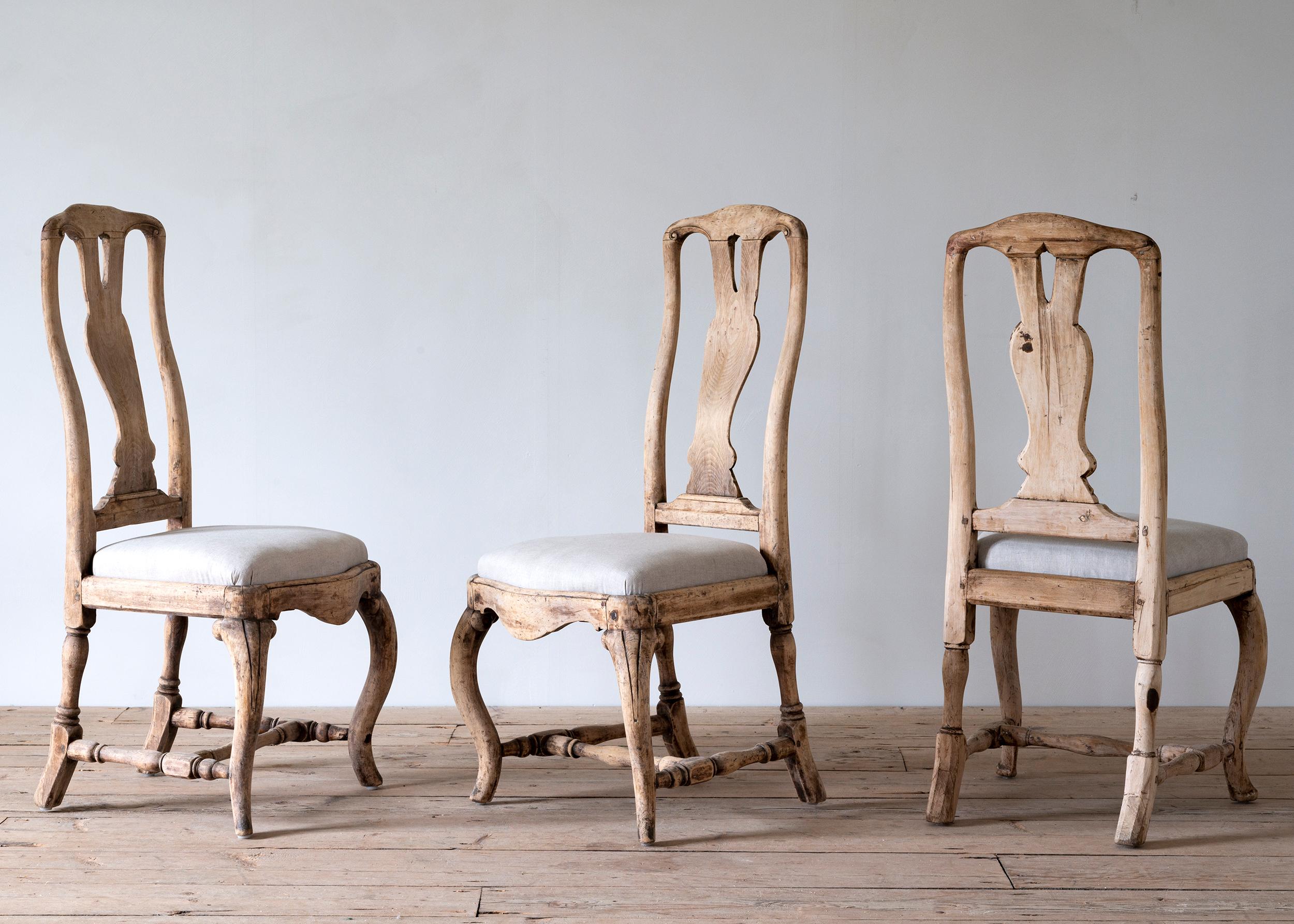18th Century and Earlier Set of Six Swedish 18th Century Rococo Chairs For Sale