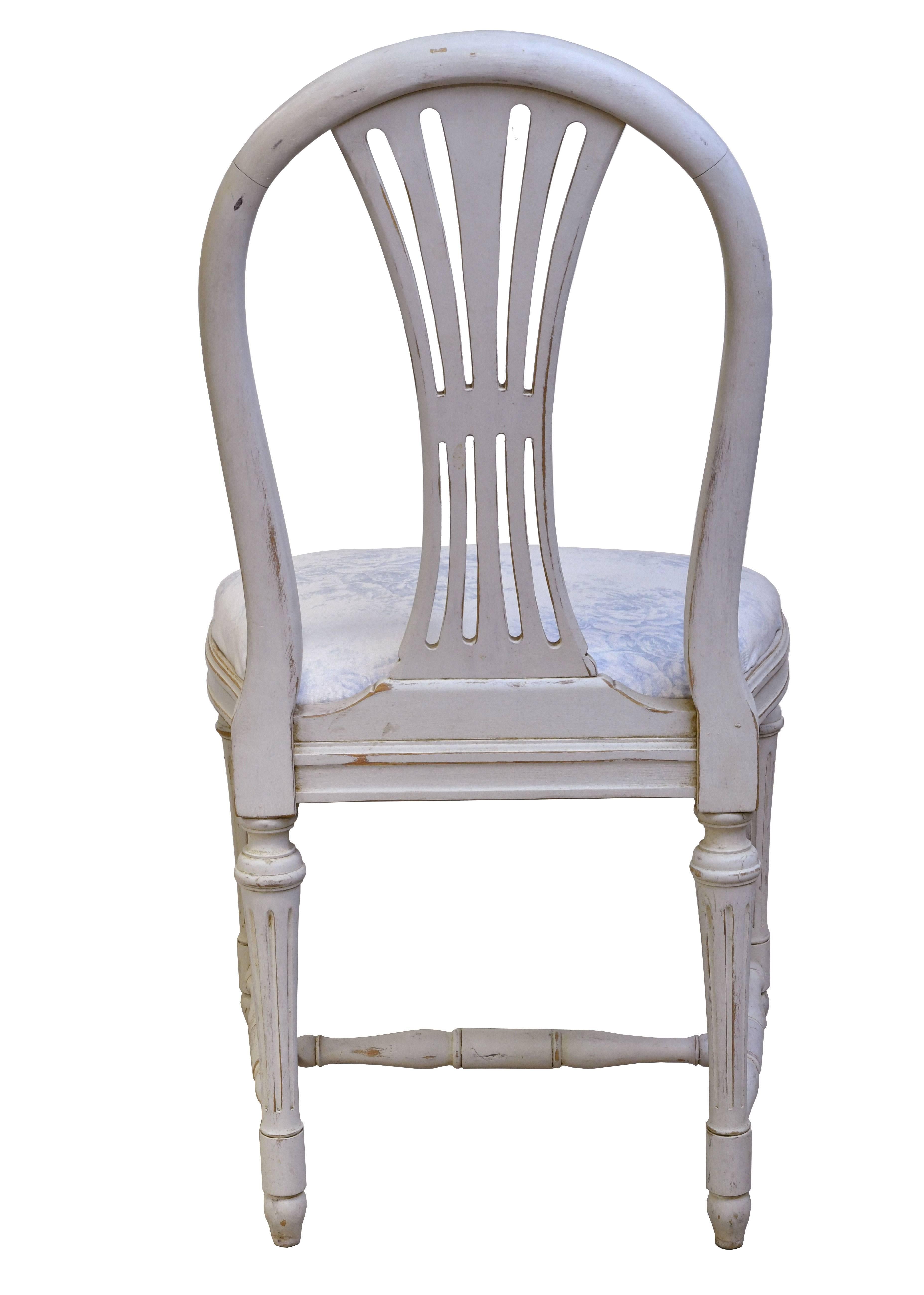 Set of Six Swedish Gustavian-Style Painted Dining Chairs,  c. 1890-1915 4