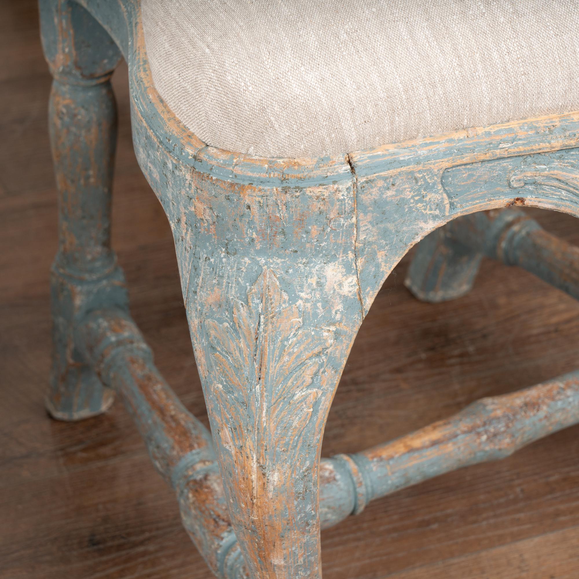Set of Six Swedish Rococo Blue Painted Dining Chairs, circa 1750-70 3