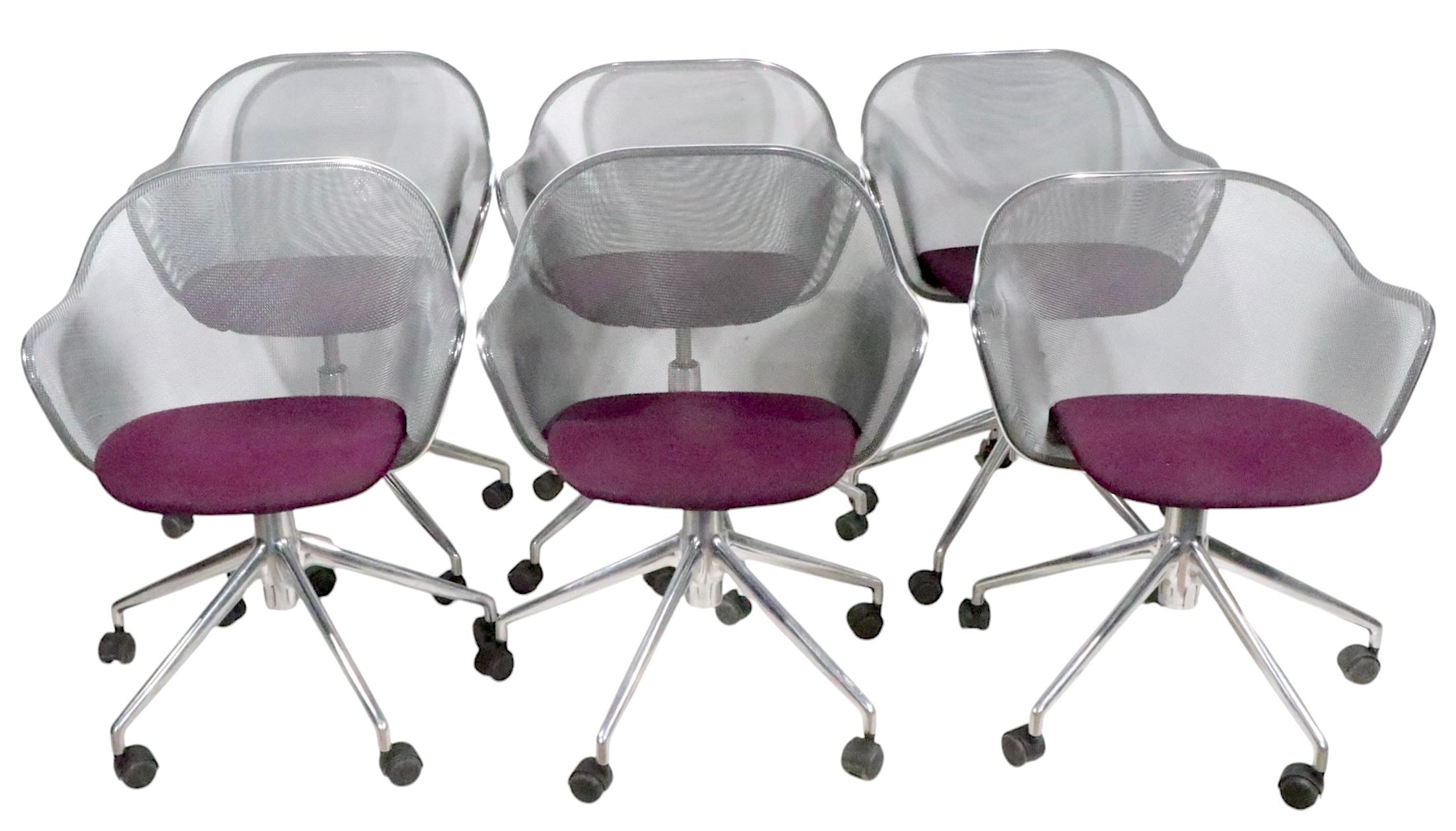 Conjunto de seis sillas giratorias Luta diseñadas por Antonio Citterio para B&B Italia c 2016 en venta 7