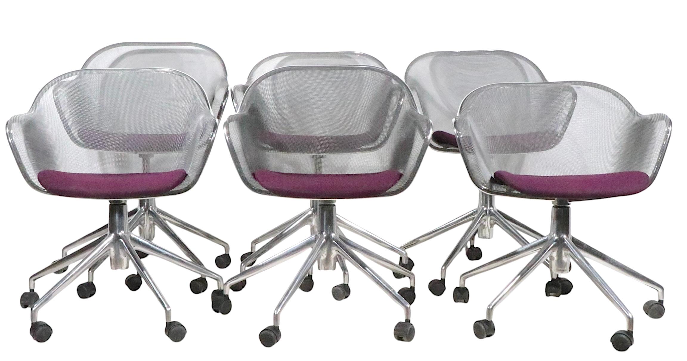 Conjunto de seis sillas giratorias Luta diseñadas por Antonio Citterio para B&B Italia c 2016 en venta 8