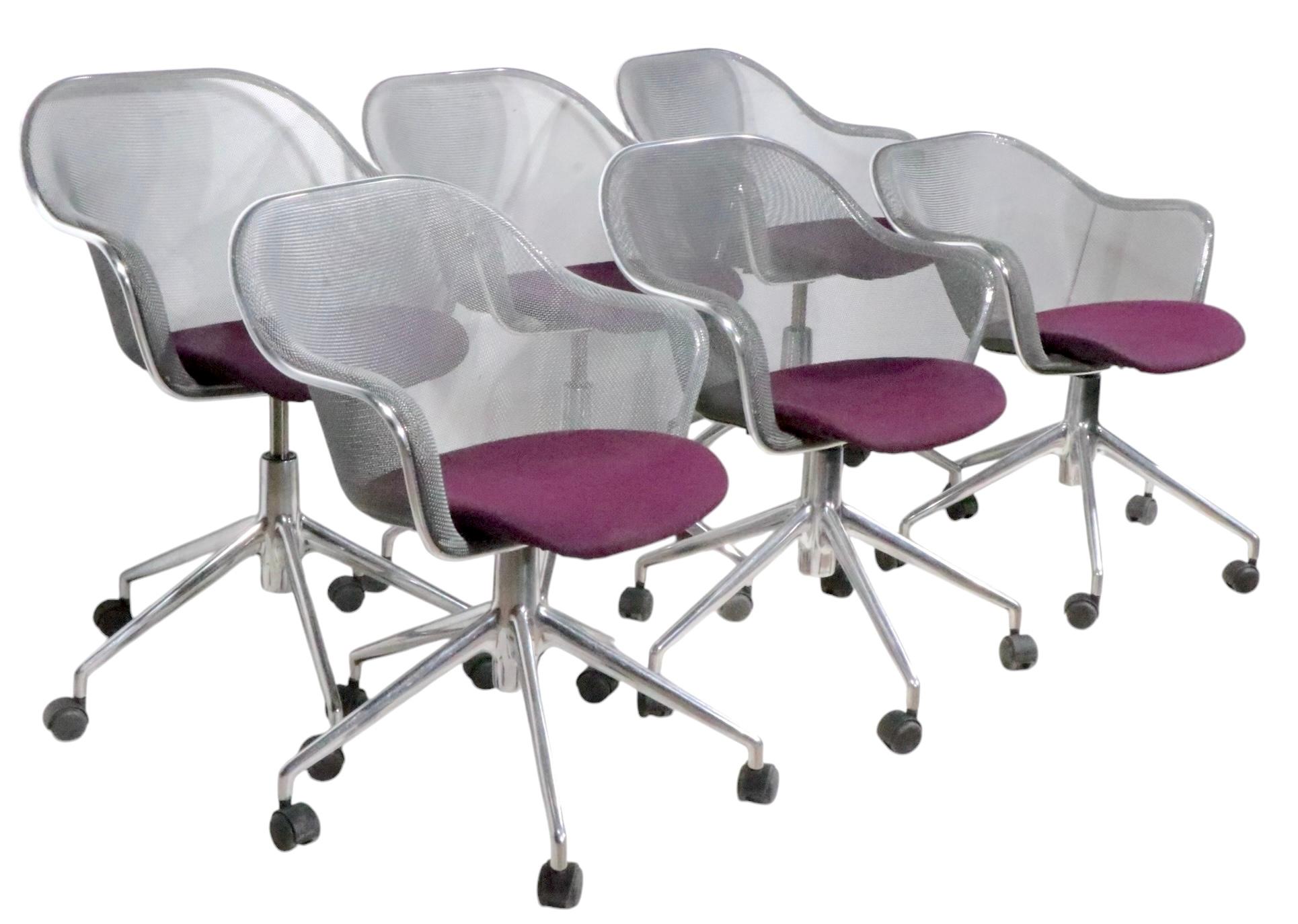 Conjunto de seis sillas giratorias Luta diseñadas por Antonio Citterio para B&B Italia c 2016 en venta 10