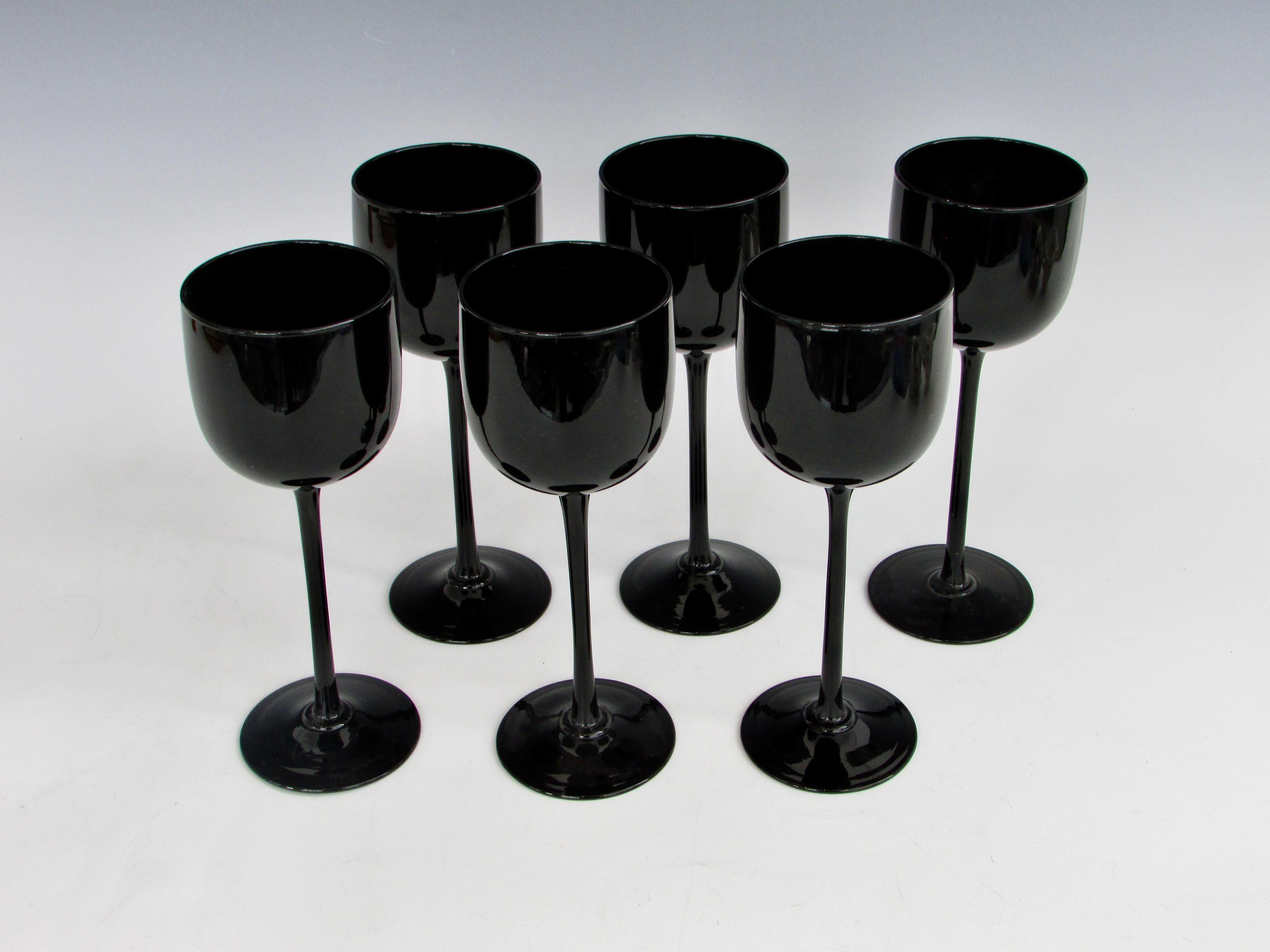 black stem wine glasses