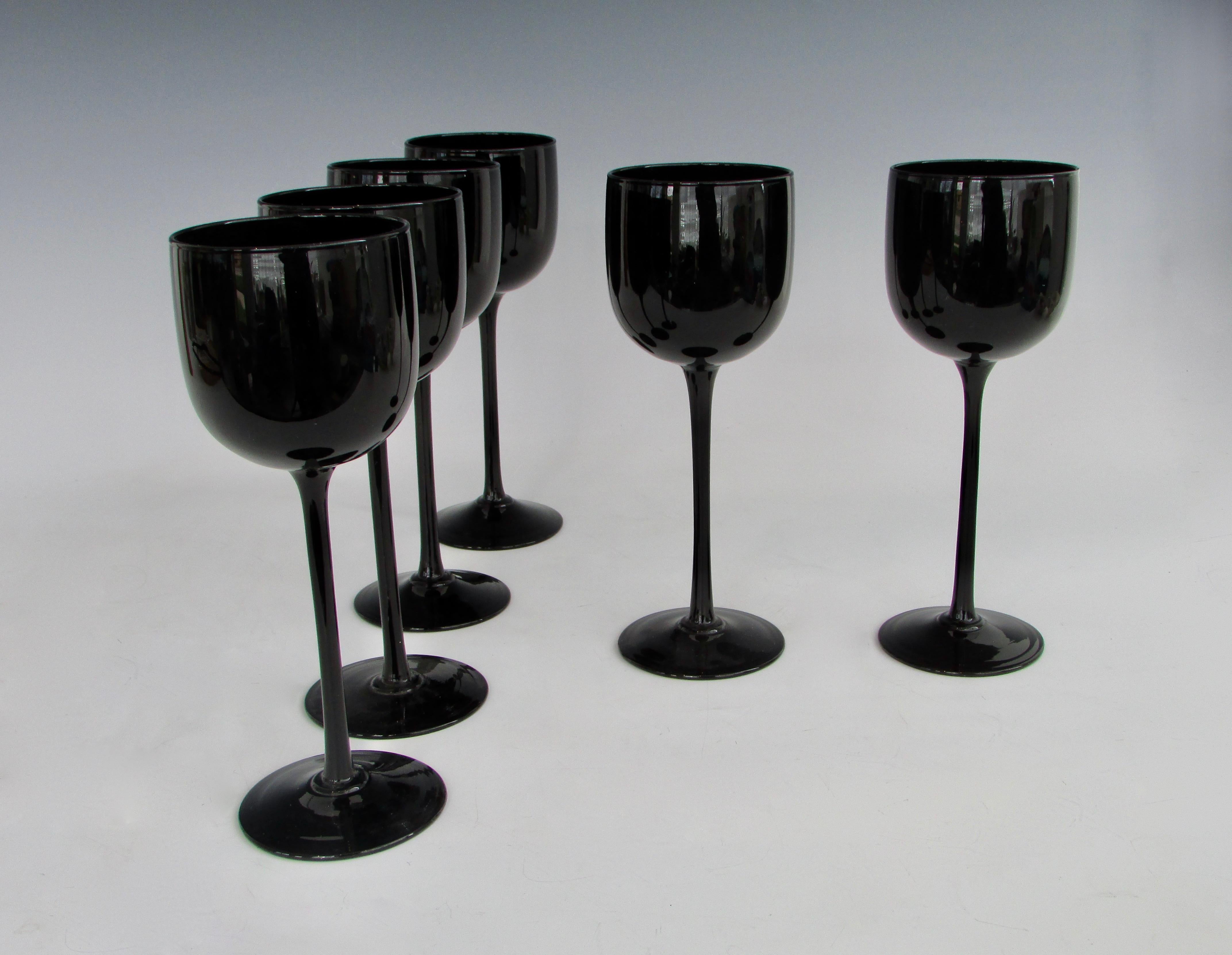 Mid-Century Modern Set of Six Tall Stem Black Wine Glasses For Sale
