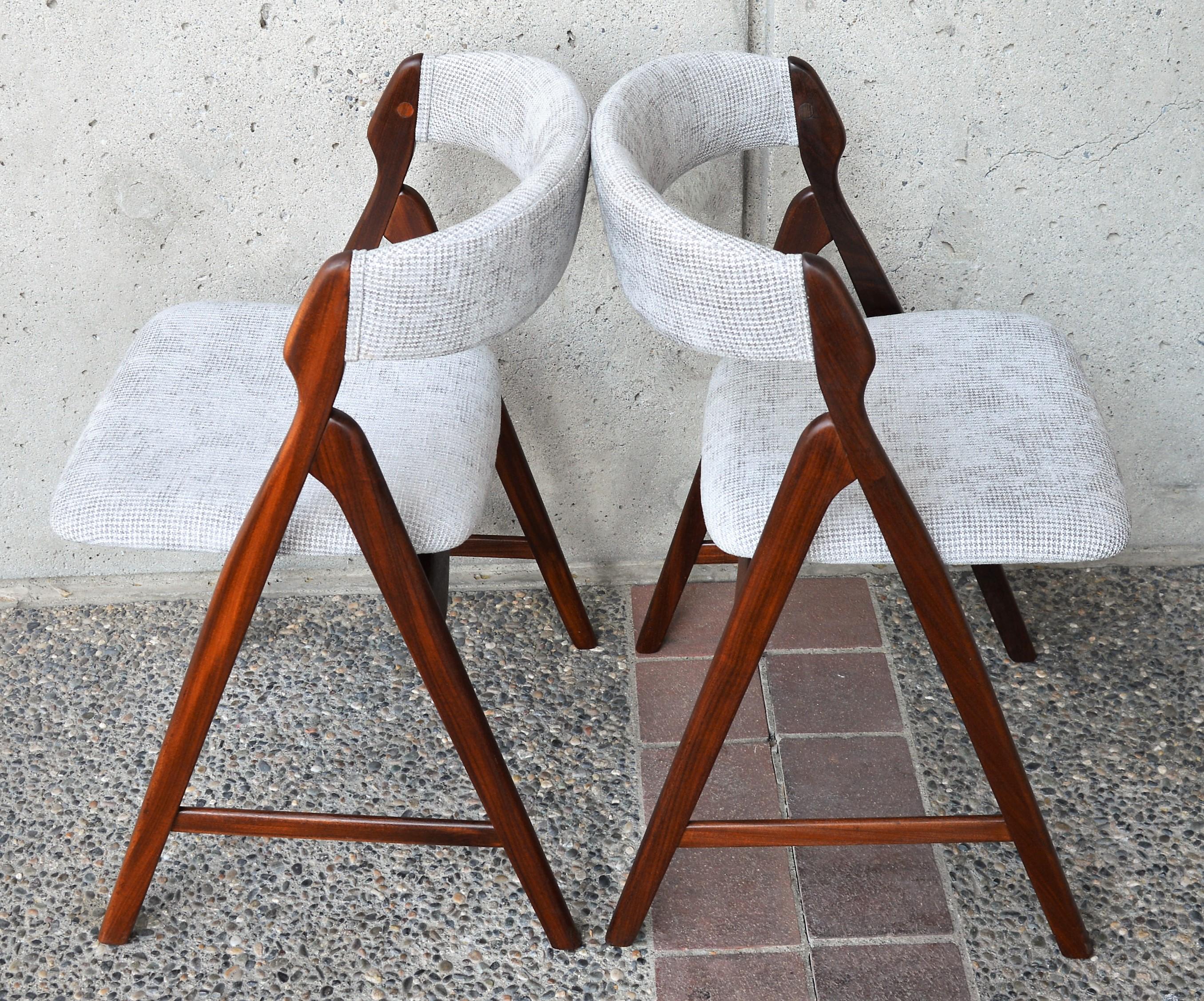 Set of Six Teak A-Frame Dining Chairs by T.H. Harlev for Farstrup In Excellent Condition For Sale In New Westminster, British Columbia