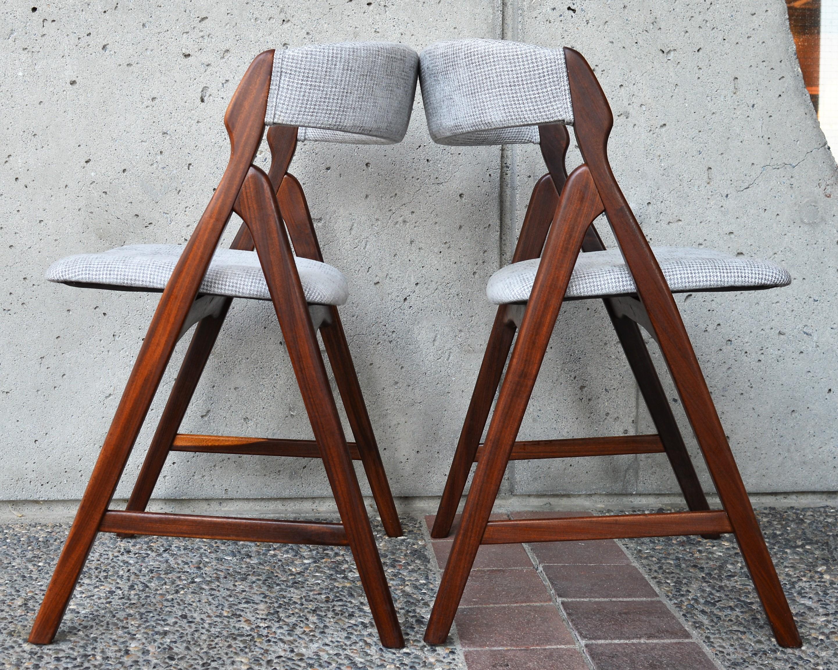 Upholstery Set of Six Teak A-Frame Dining Chairs by T.H. Harlev for Farstrup For Sale