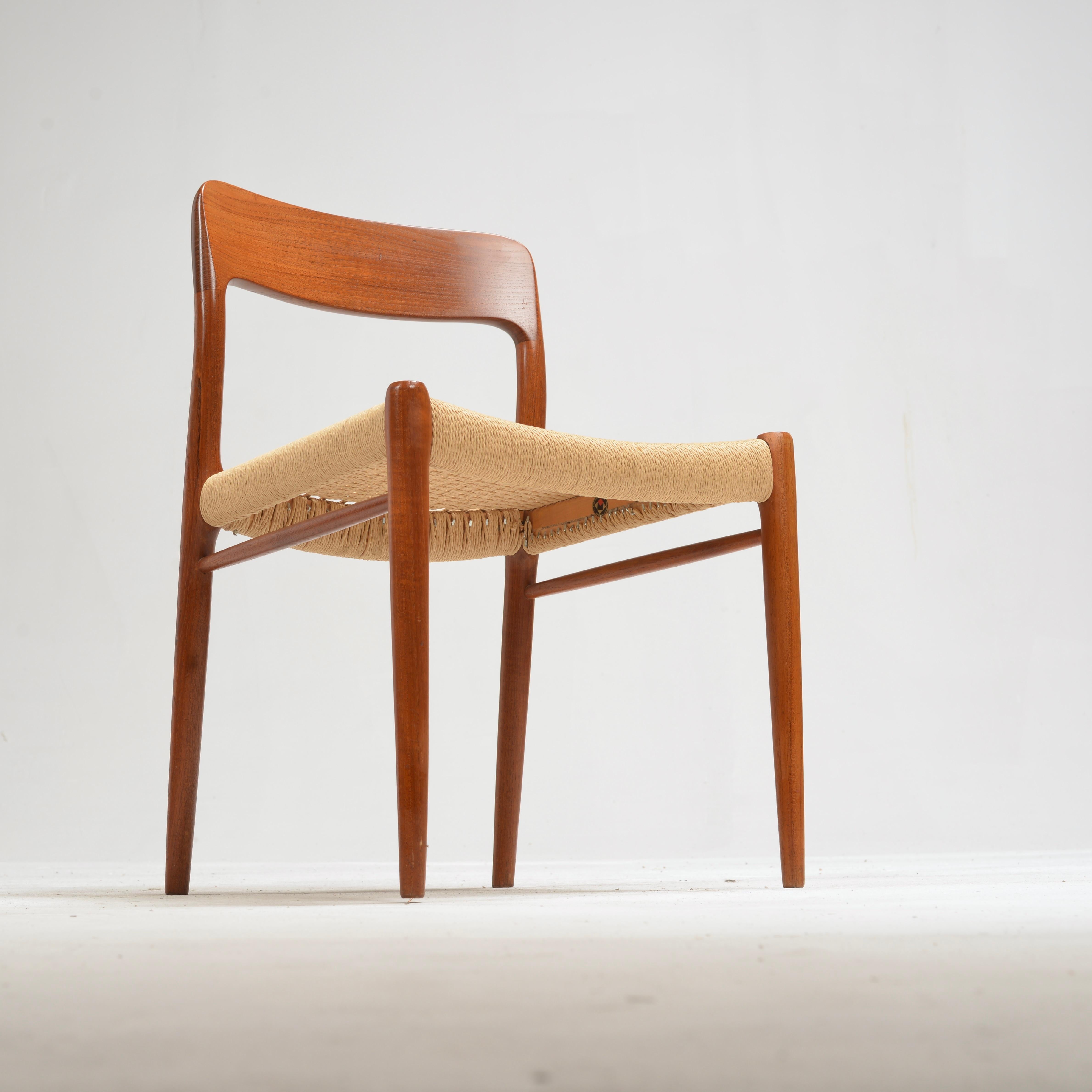 Esszimmerstühle aus Teakholz und Kord von Niels Otto Moller, Stuhl Nr. 75 im Angebot 5