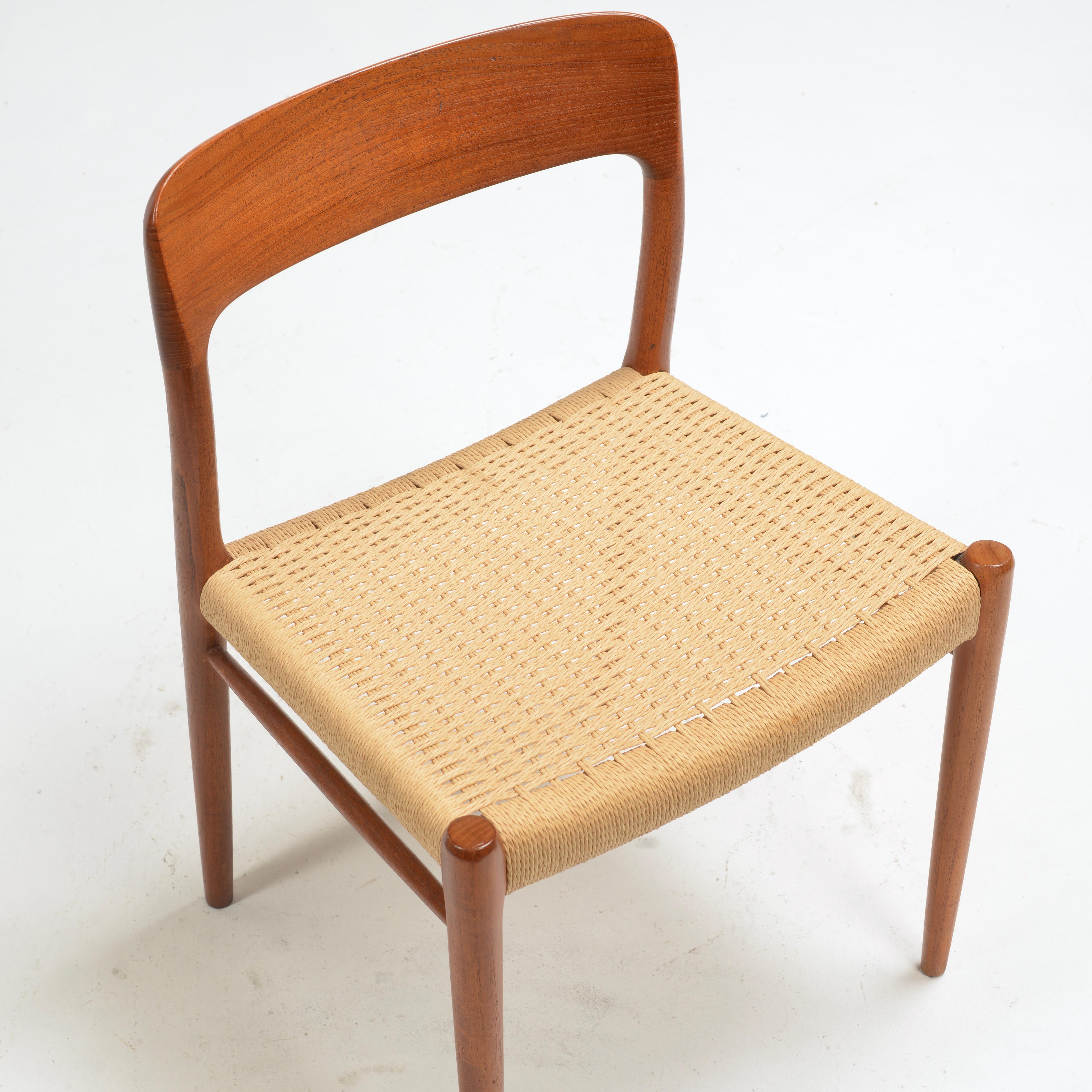 Esszimmerstühle aus Teakholz und Kord von Niels Otto Moller, Stuhl Nr. 75 (Dänisch) im Angebot