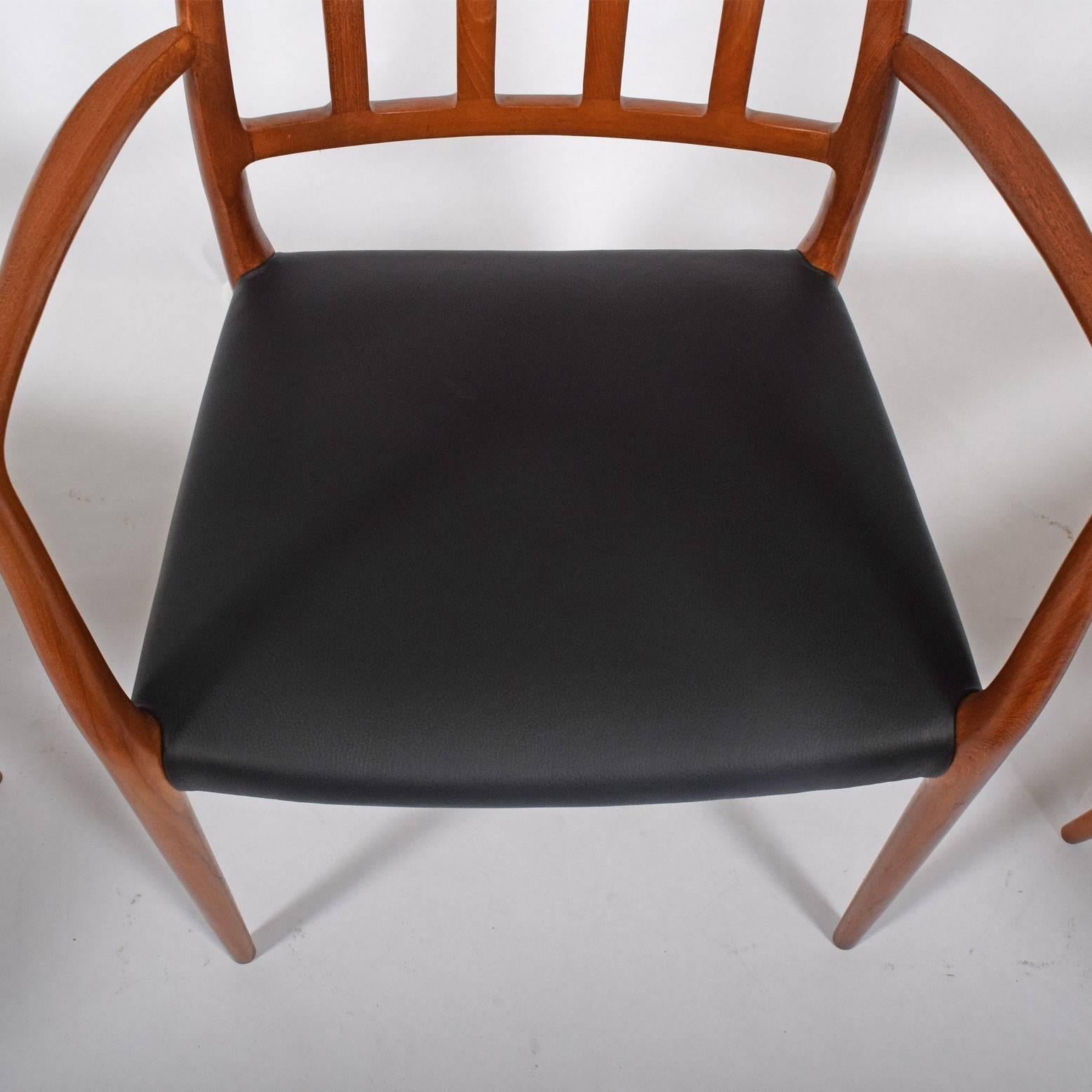 Leather Set of Six Teak Armchairs Design by Niels O. Moller For Sale