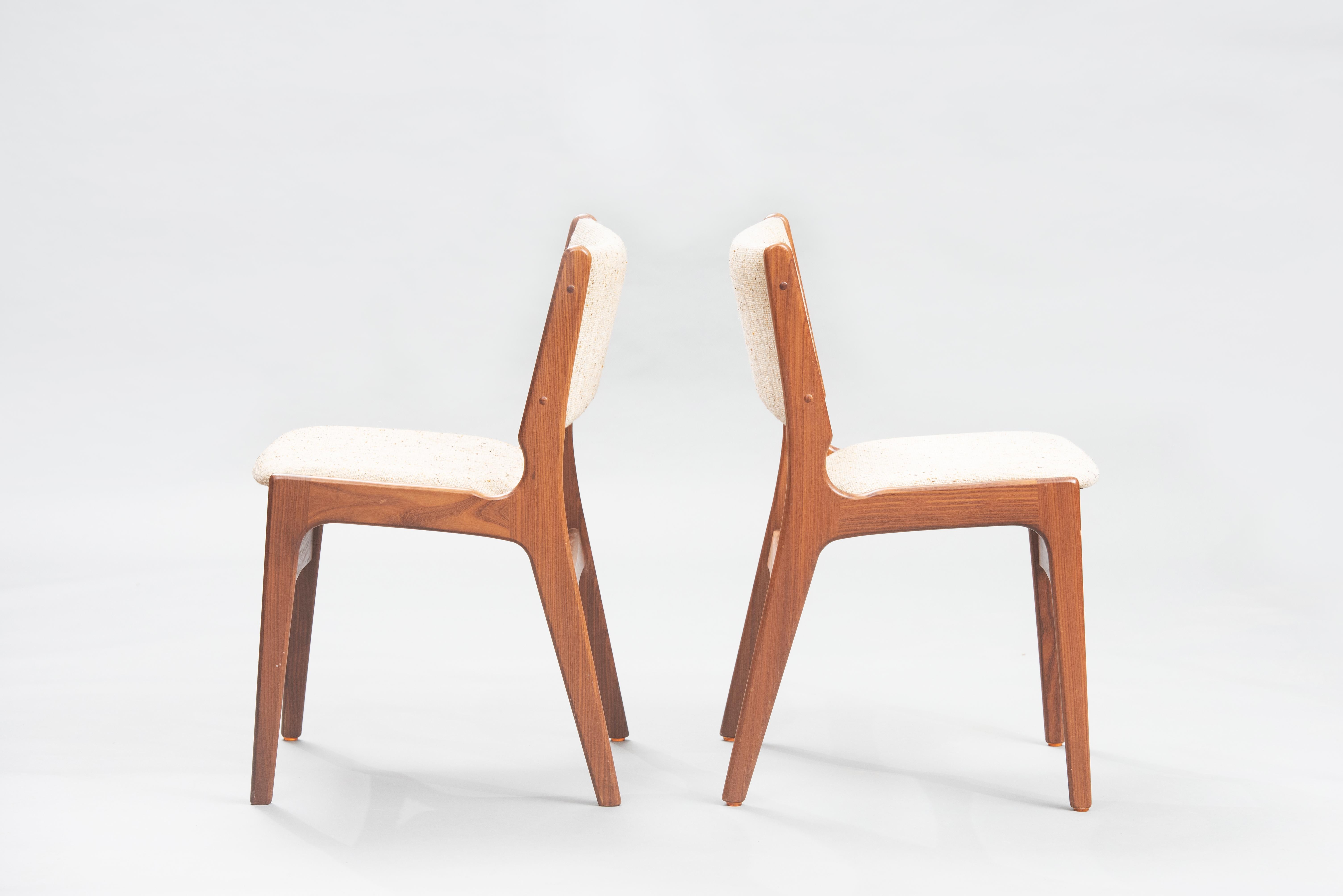 Set of Six Teak Danish chairs model 89 by Erik Buch for Anderstrup Møbelfabrikby.