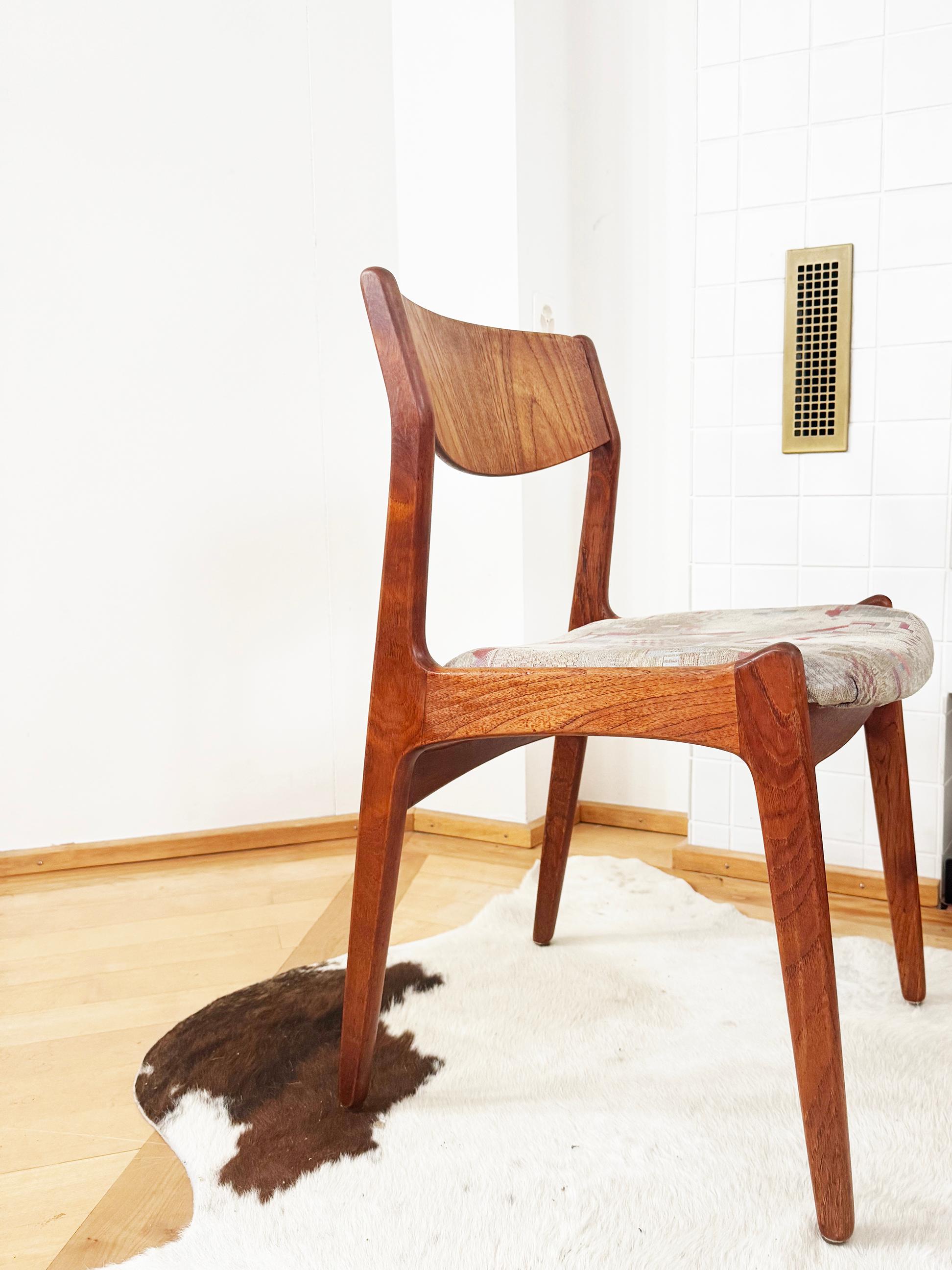 Set di sei RARE sedie da pranzo in teak di Henning Kjaernaulf per Sorø Stolefabrik in vendita 1