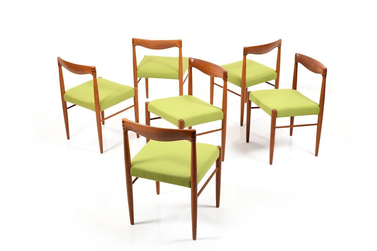 Set of Six Teak Dining Chairs by Henry W. Klein for Bramin, New Upholstery For Sale 4