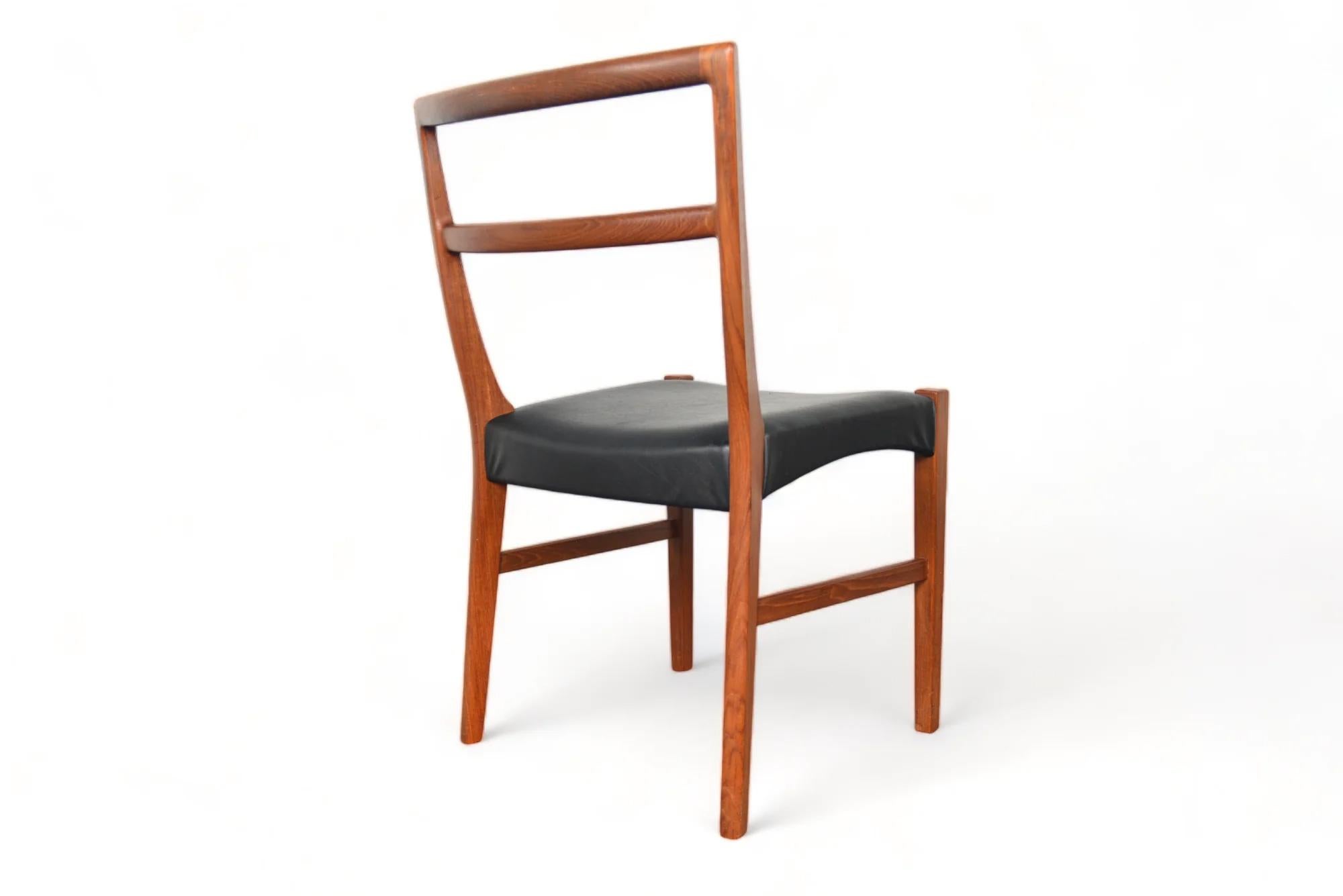 Set Of Six Teak Dining Chairs By Johannes Andersen For Sale 4
