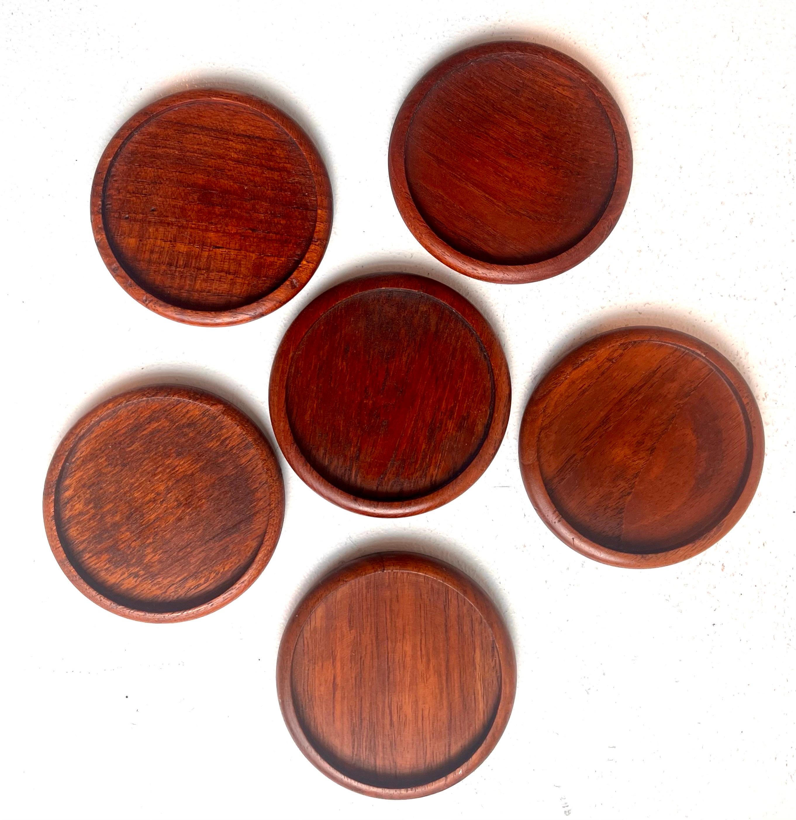 Set di sei sottobicchieri in teak, anni '60

