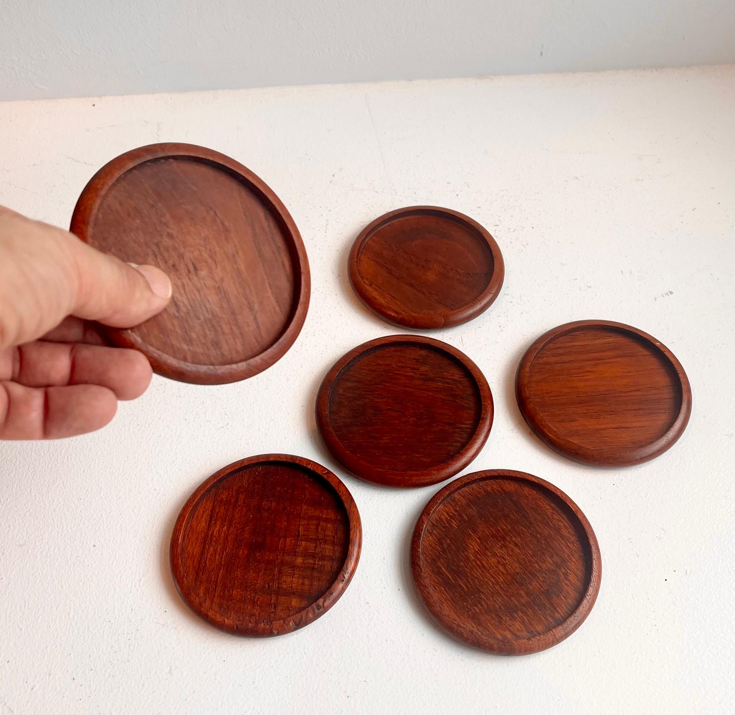 Mid-Century moderno Set di sei sottobicchieri in teak, anni '60 in vendita