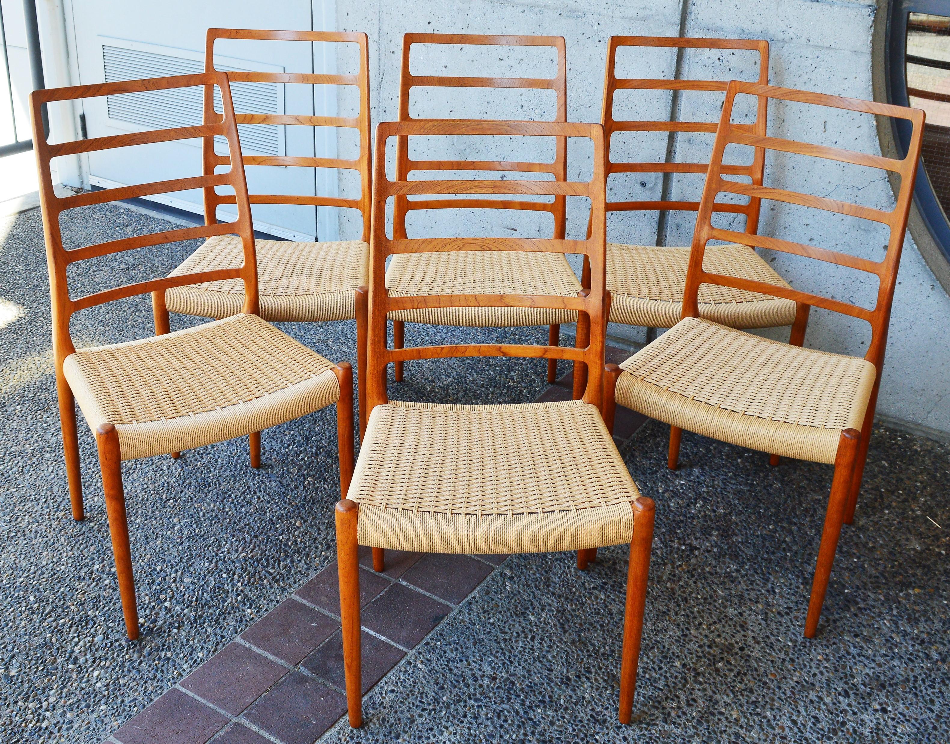 Set of Six Teak Ladder Back NO Moller Dining Chairs Model 82, Newly Woven Serats In Excellent Condition For Sale In New Westminster, British Columbia