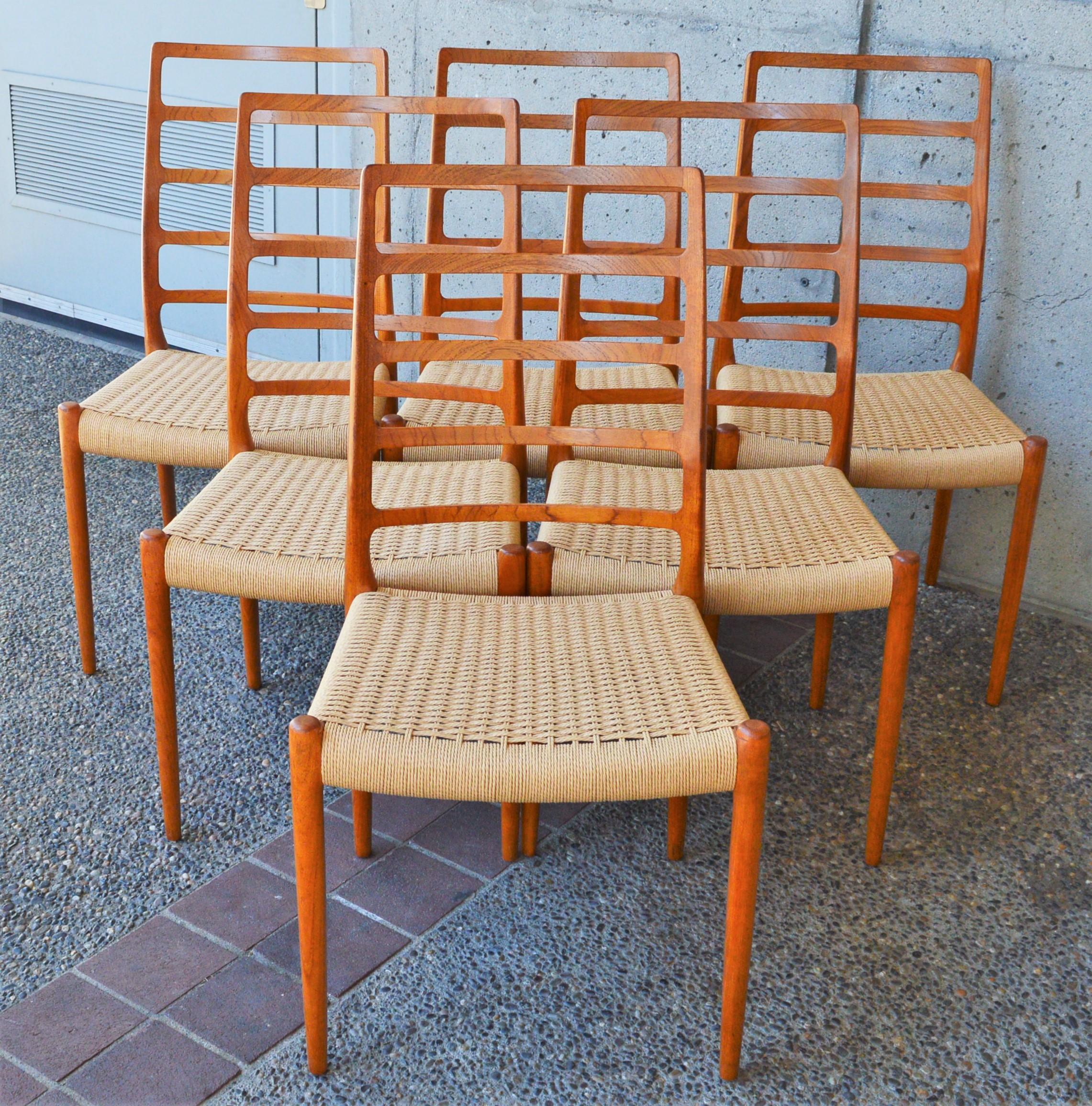 Set of Six Teak Ladder Back NO Moller Dining Chairs Model 82, Newly Woven Serats For Sale 1