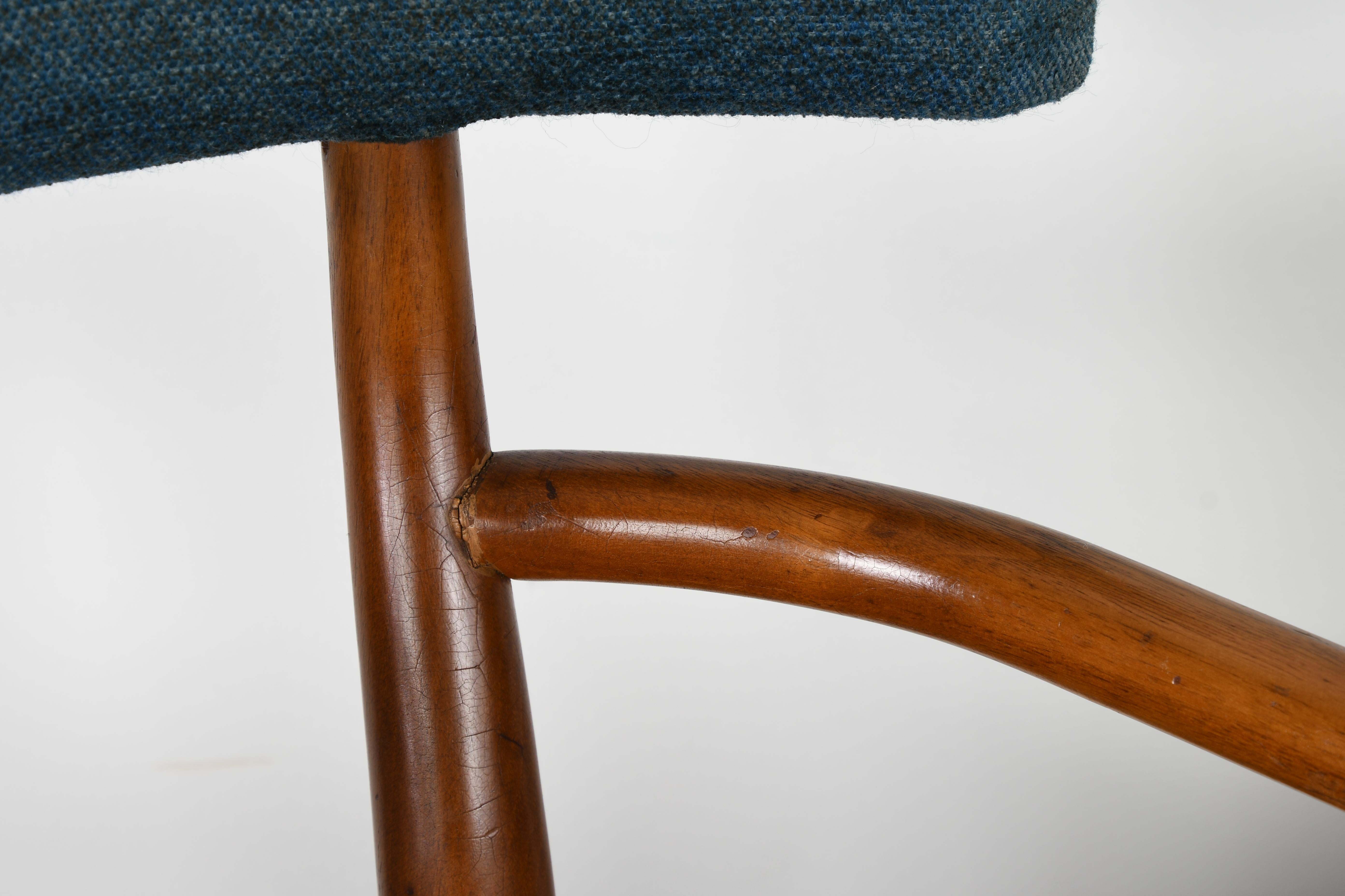 Set of Six T.H. Robsjohn-Gibbings Klismos Dining Chairs, 1950s 1
