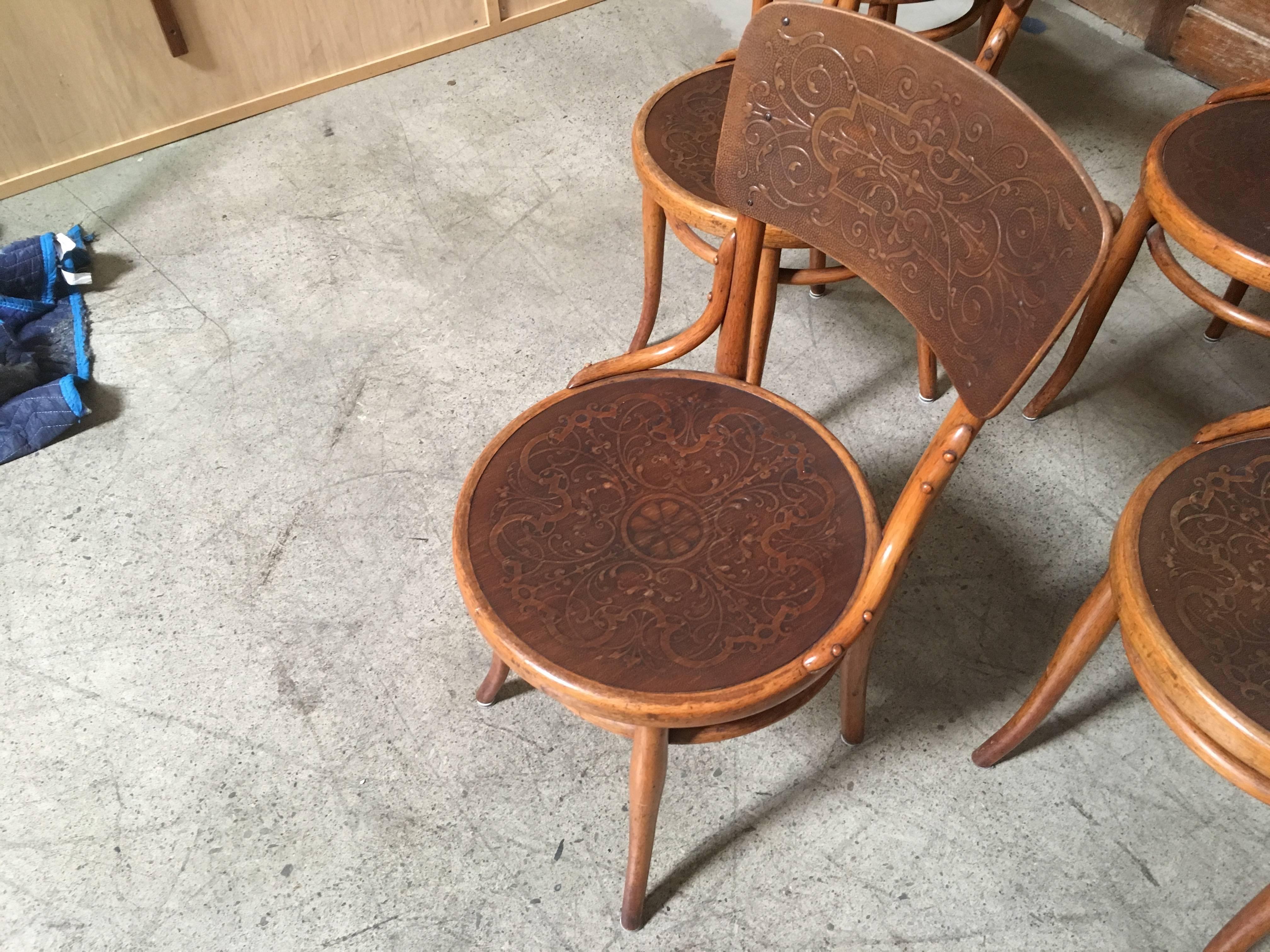 Set of Six Thonet Bentwood Dining Chairs 2