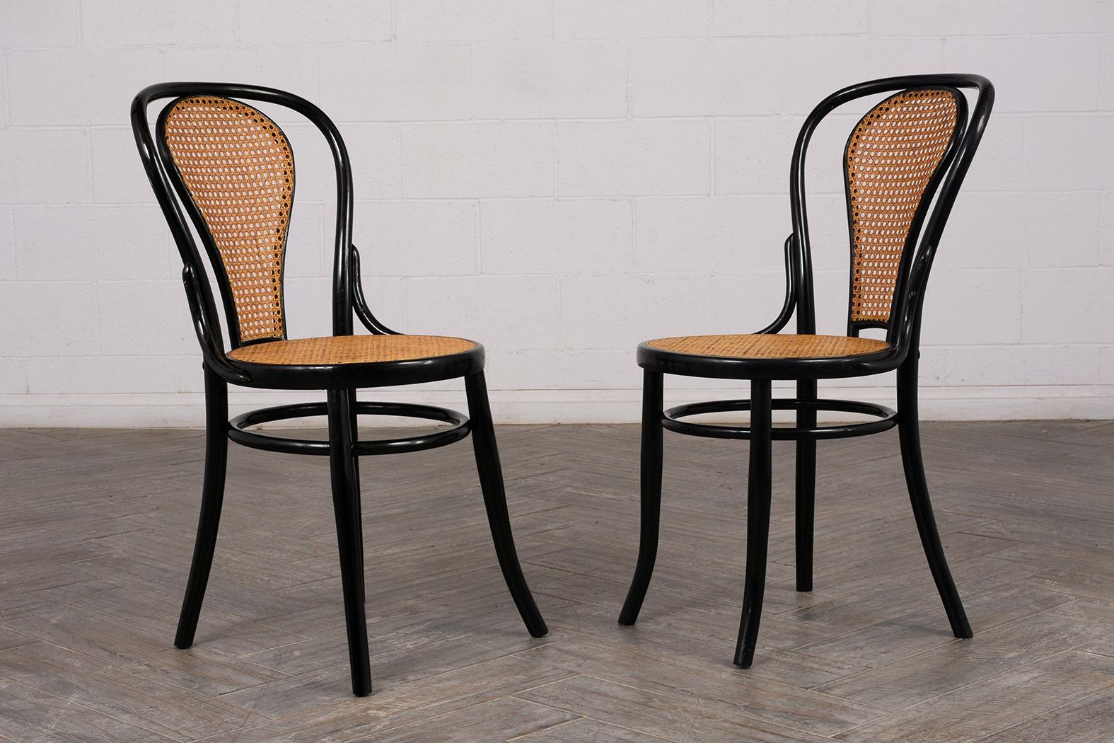 Mid-Century Modern Set of Thonet Bentwood Dining Chairs