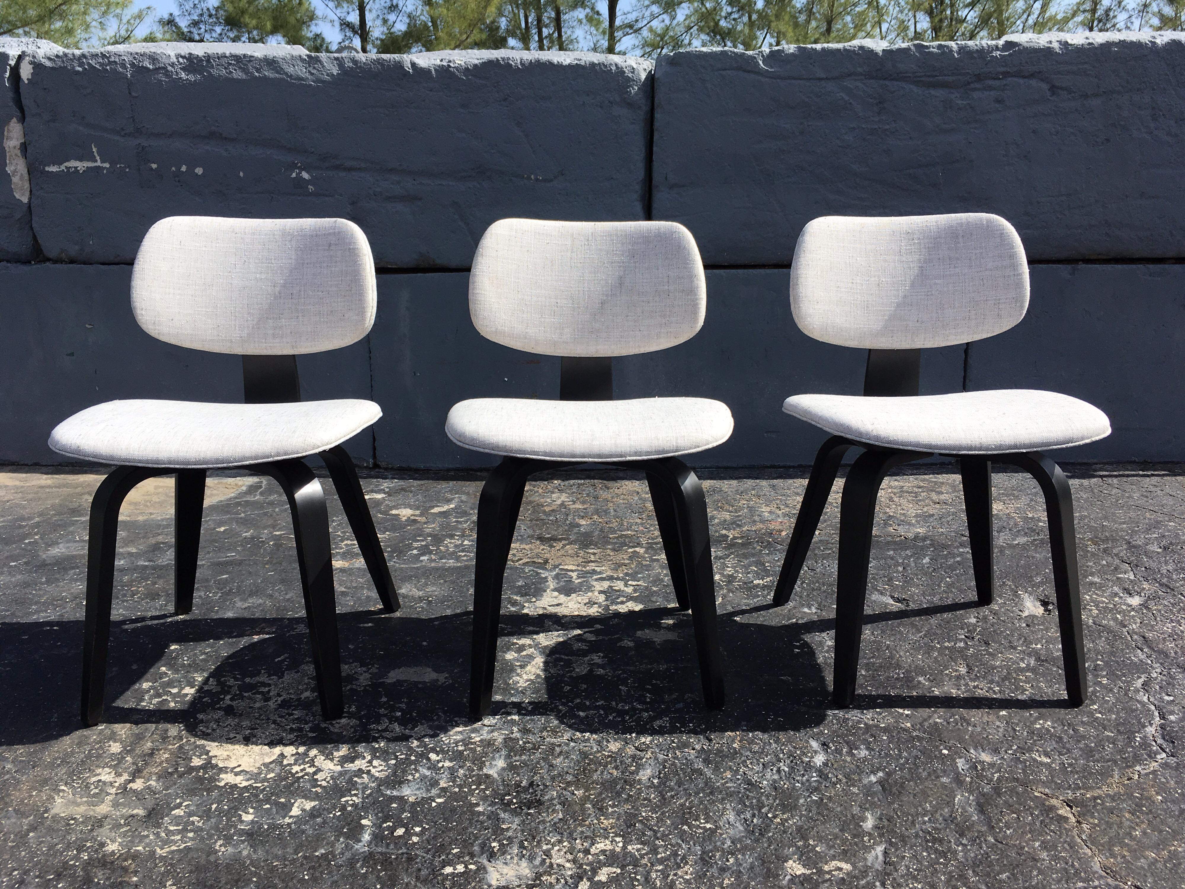 Set of Six Thonet Dining Chairs, USA 1950s, Excellent Condition 9