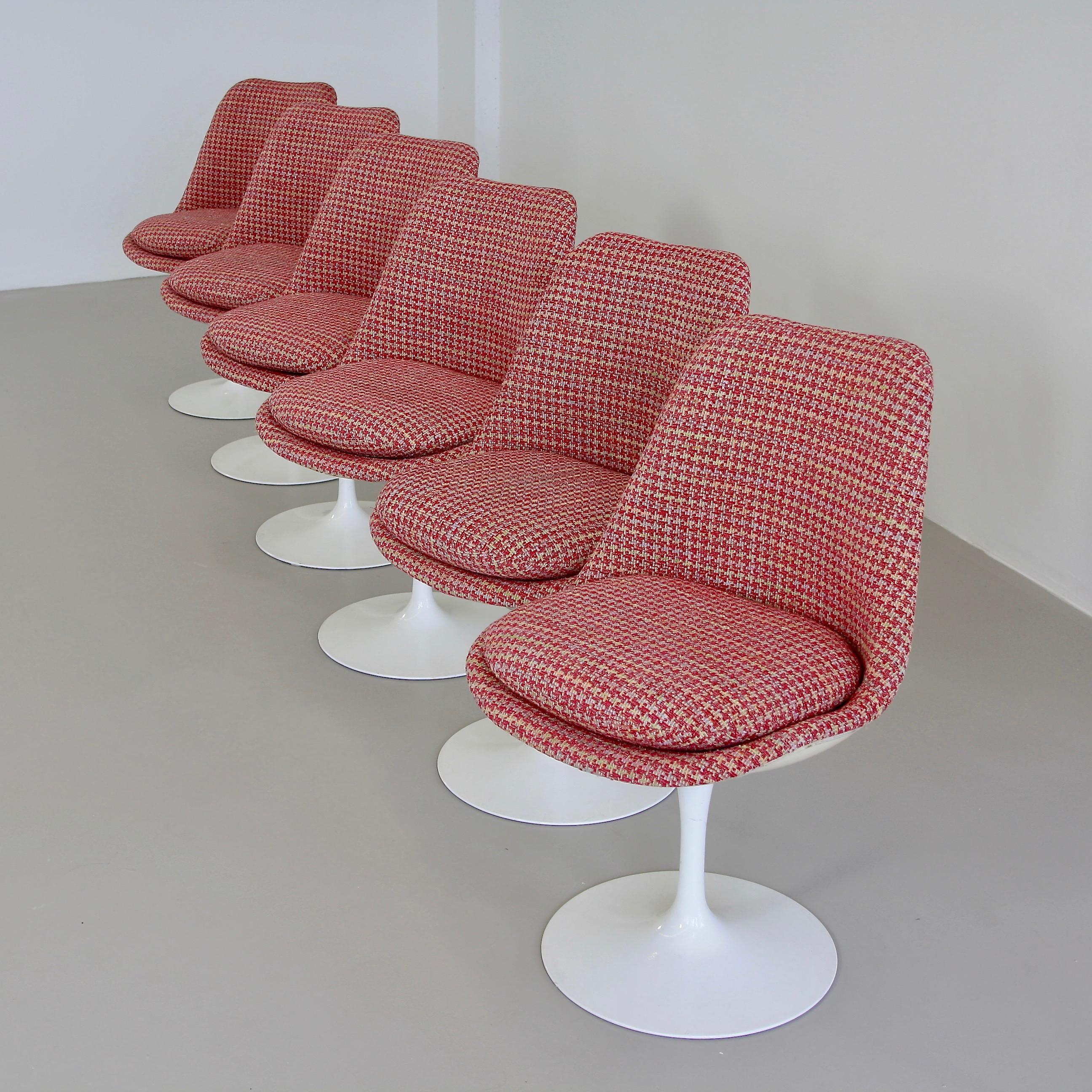 Aluminum Set of Six Tulip Chairs by Eero Saarinen, Knoll International