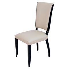 Conjunto de Seis Sillas de Comedor Típicas Art Decó Laca Negra y Piel Beige