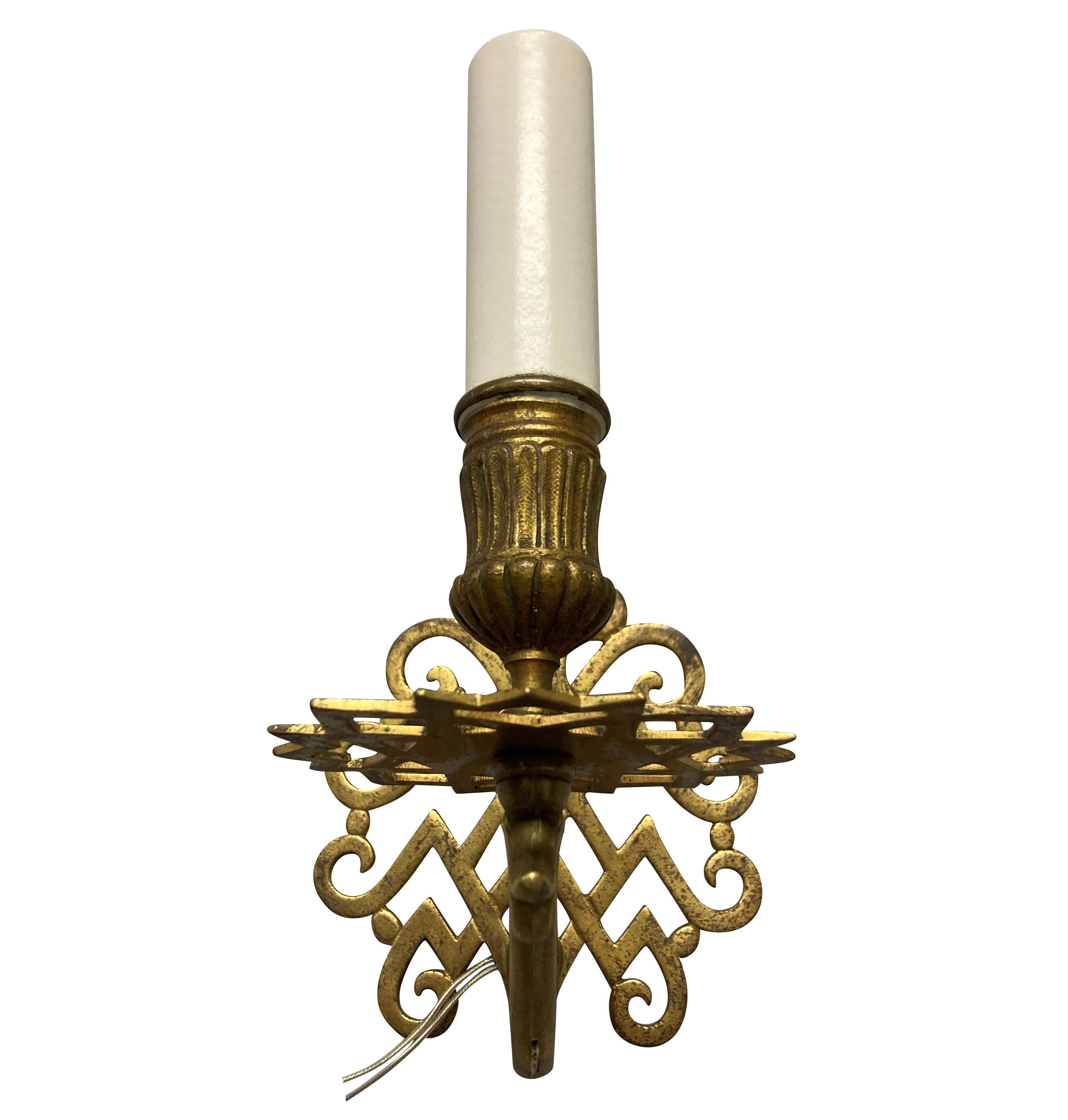 Set of Six Unusual Brass Single Arm Sconces In Good Condition For Sale In London, GB