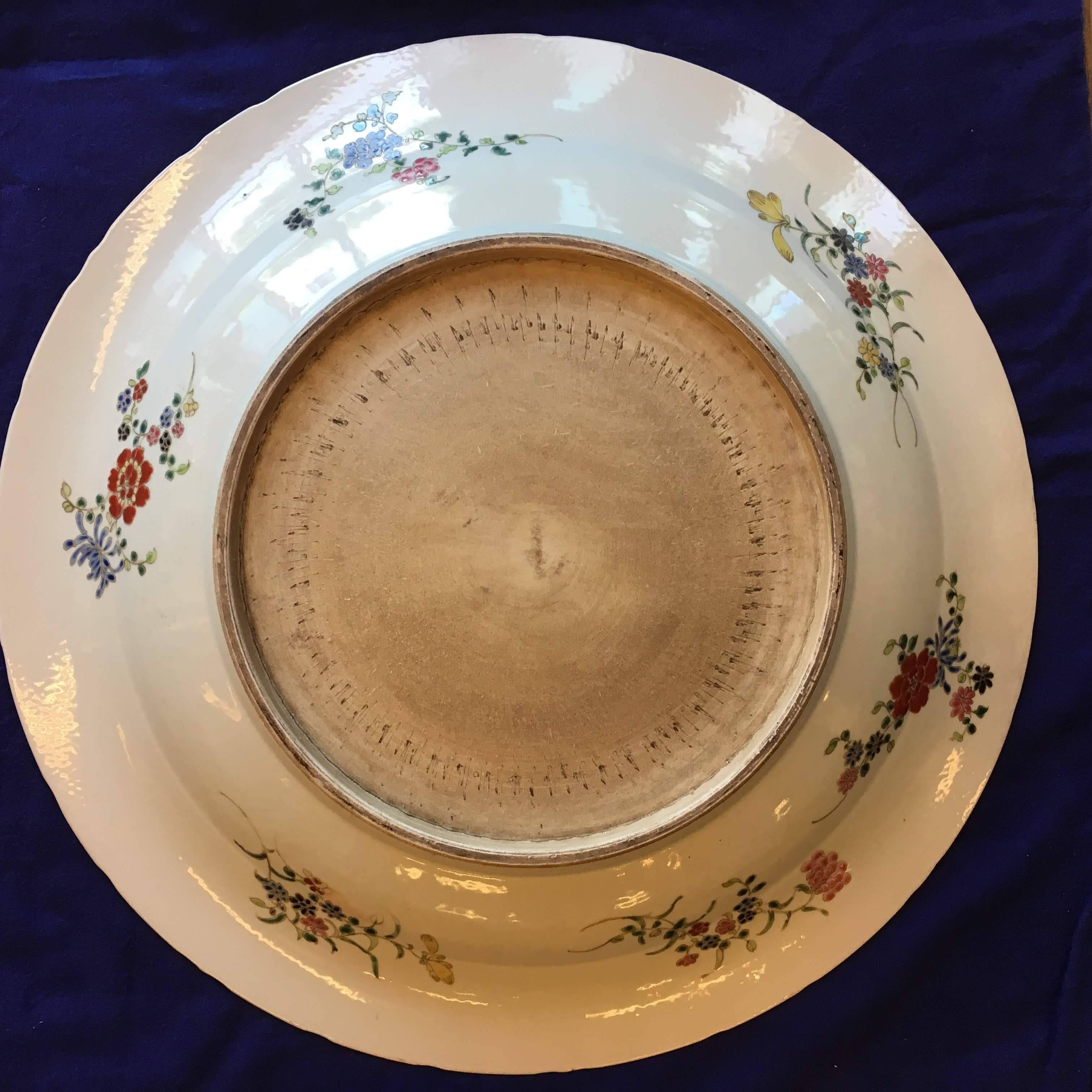 Set of Six Unusually Large 18th Century Famille Verte Chinese Export Platters For Sale 5