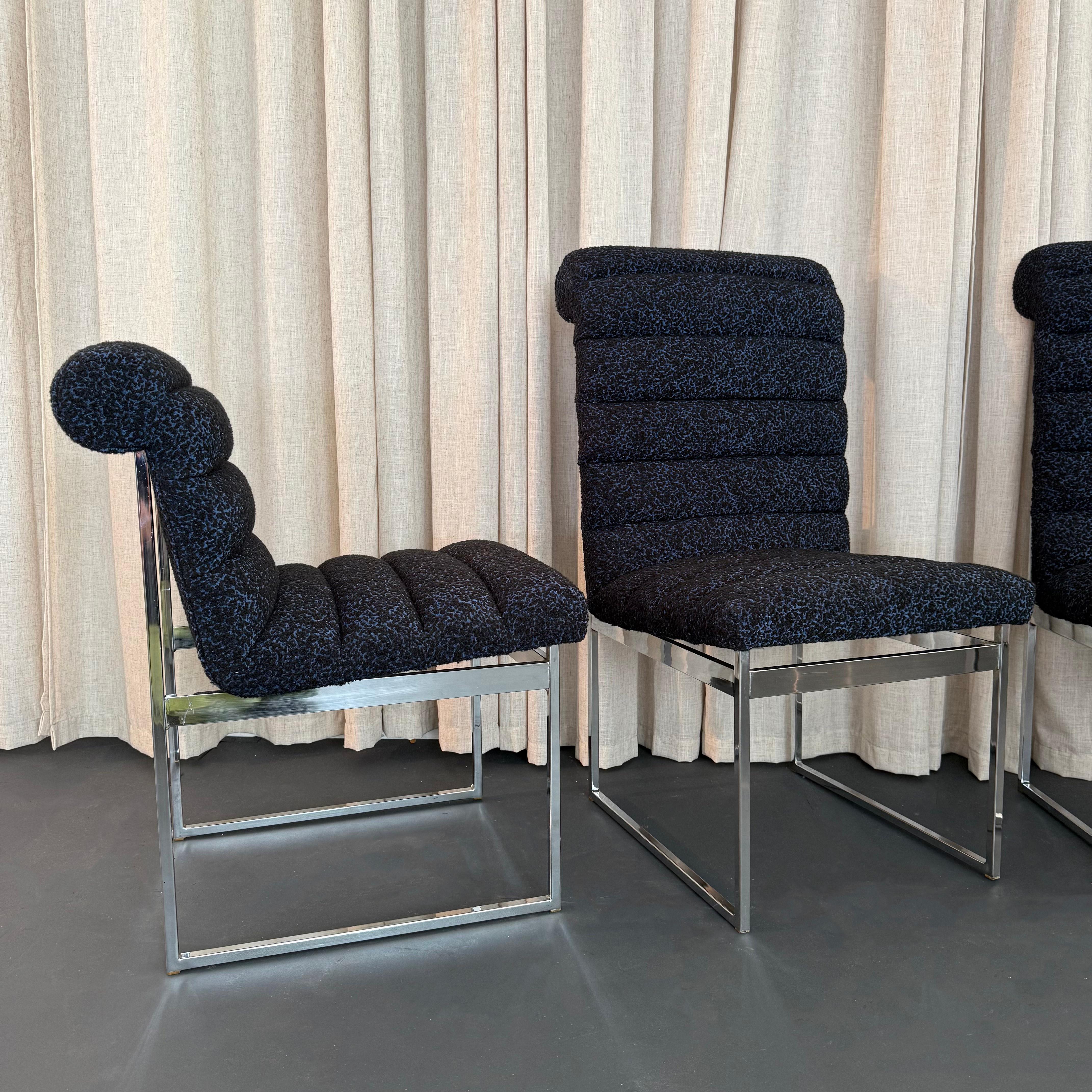 Set di sei sedie da pranzo imbottite in stile Milo Baughman con rivestimento in cromo in vendita 3