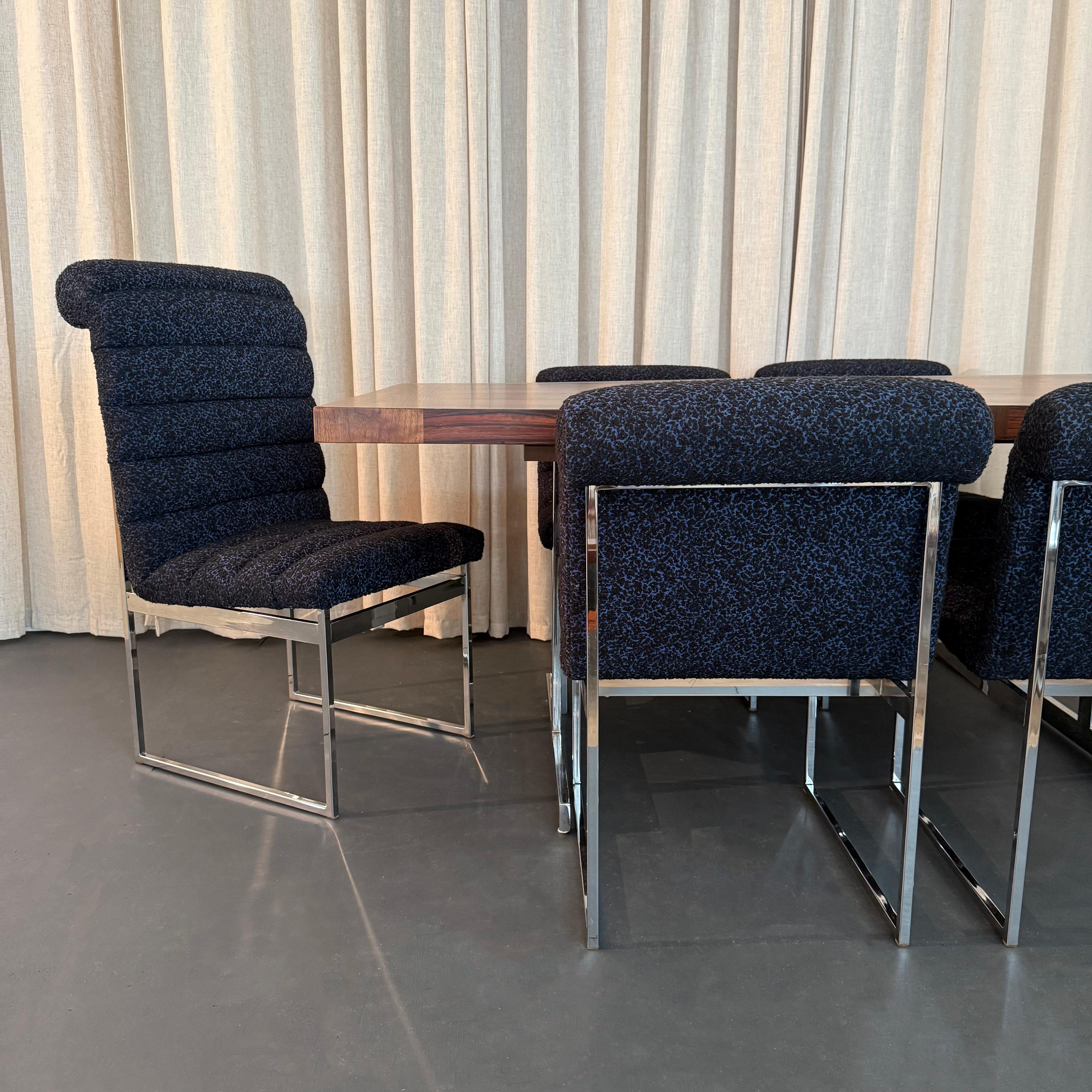 Set di sei sedie da pranzo imbottite in stile Milo Baughman con rivestimento in cromo in vendita 2