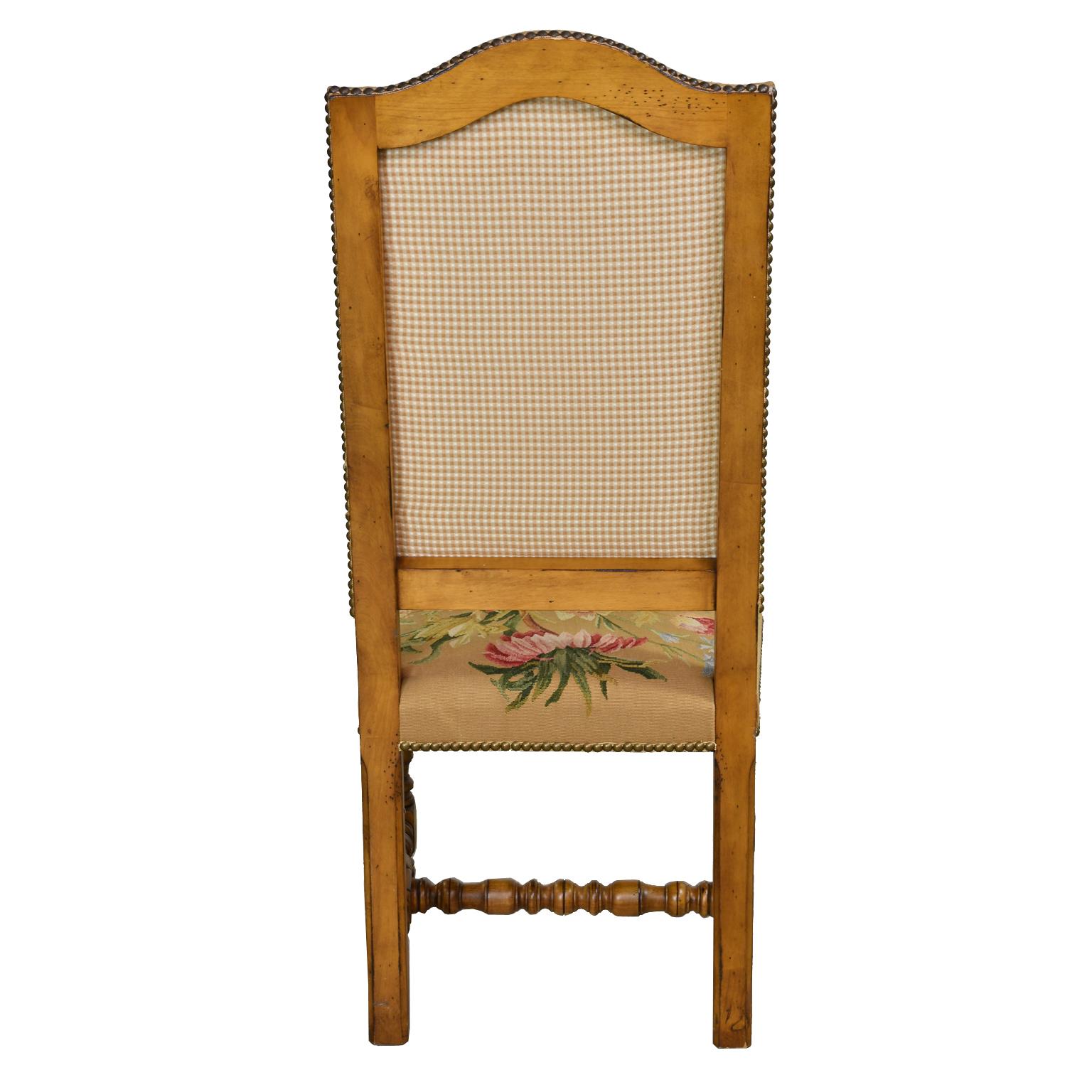 Set of Six Upholstered Dining Chairs with Fine Floral Tapestry and Turned Legs In Good Condition In Miami, FL