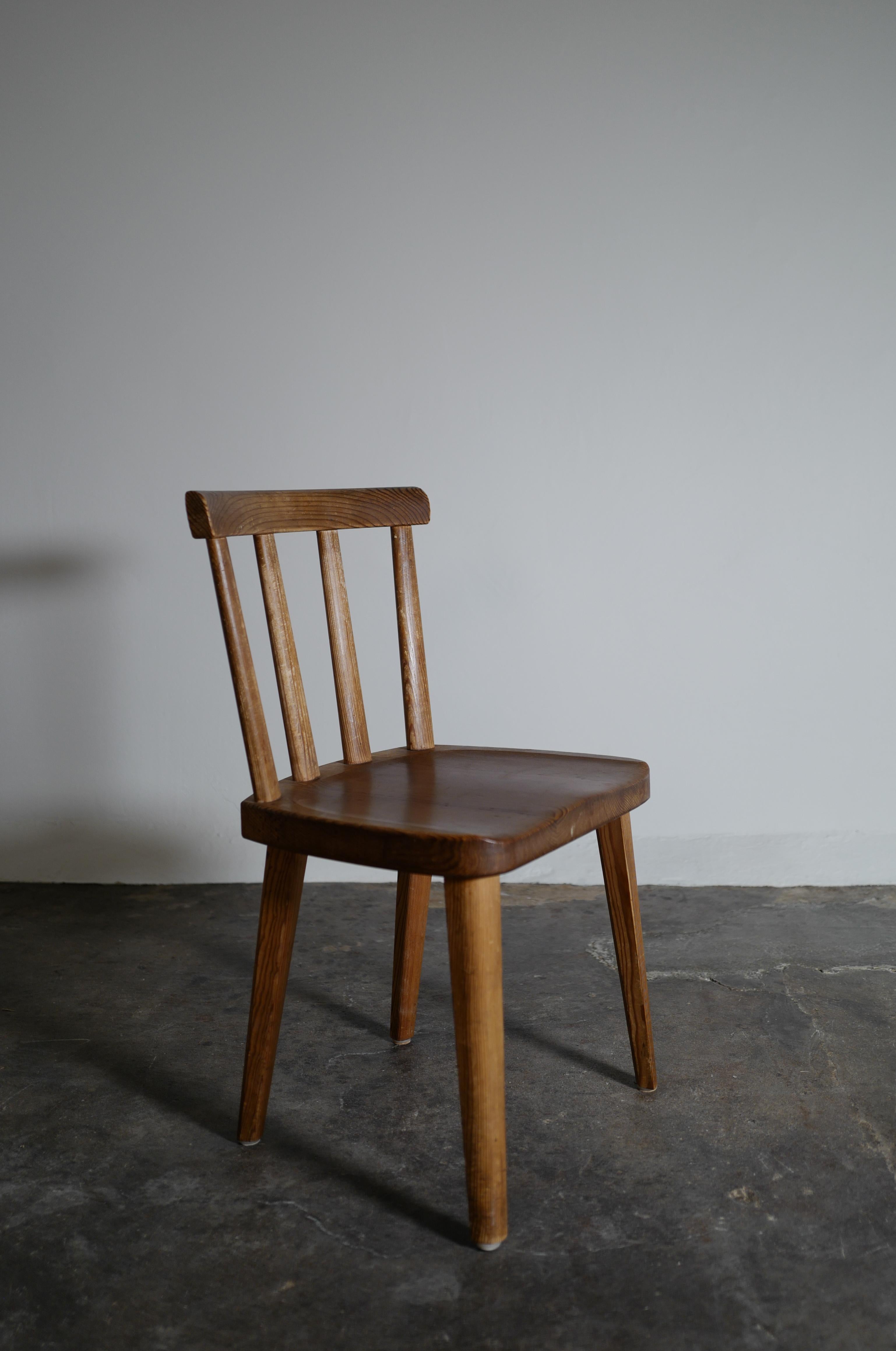 Set of Six Utö Chairs by Axel Einar Hjorth in Pine for Nordiska Kompaniet, 1930s In Good Condition In Stockholm, SE