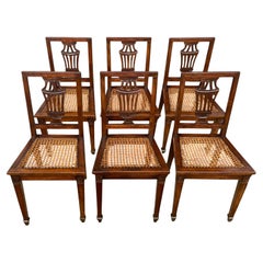 Ensemble de six chaises vénitiennes en noyer, époque Louis XVI