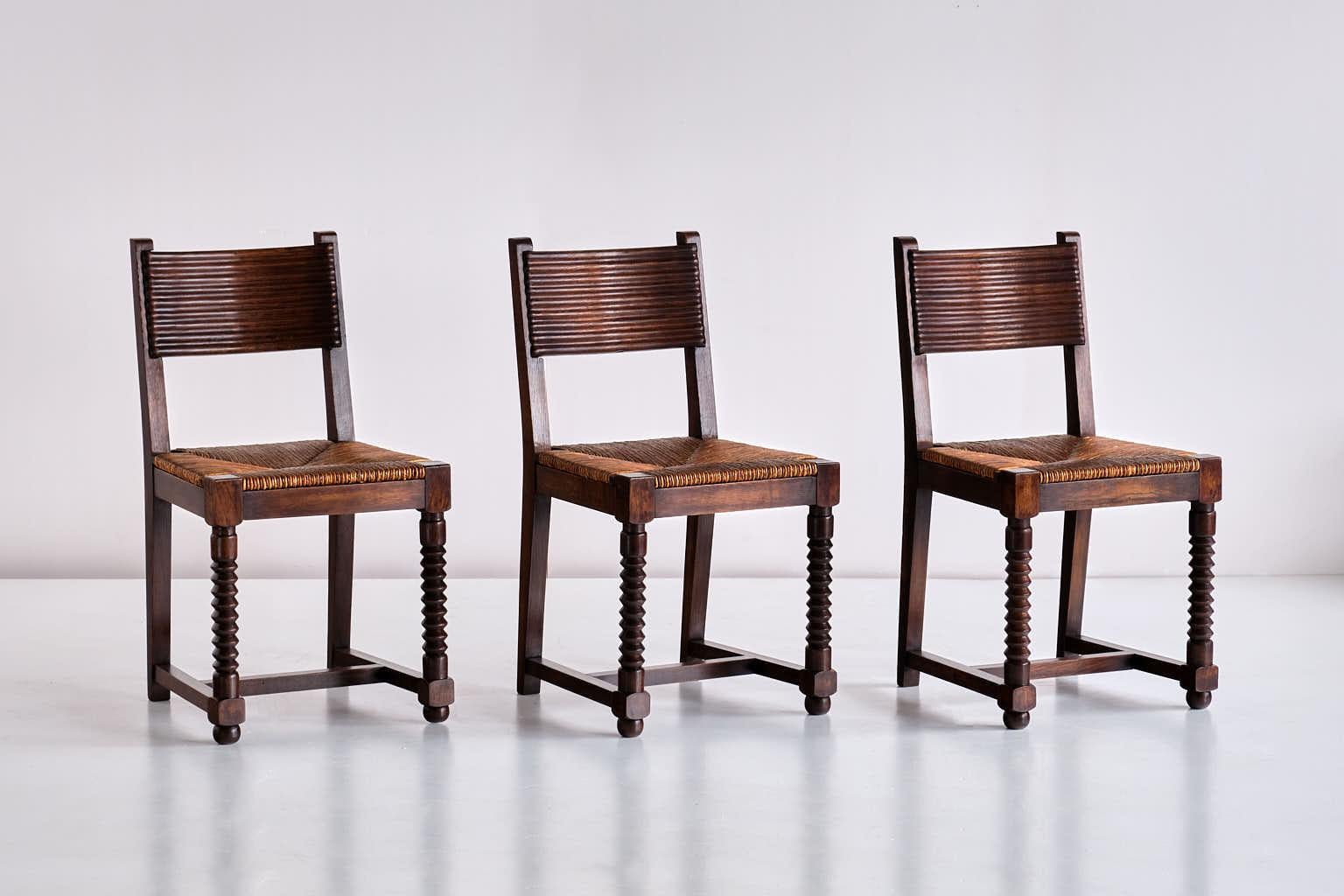 French Set of Six Victor Courtray Dining Chairs in Oak and Rush, France, 1940s For Sale