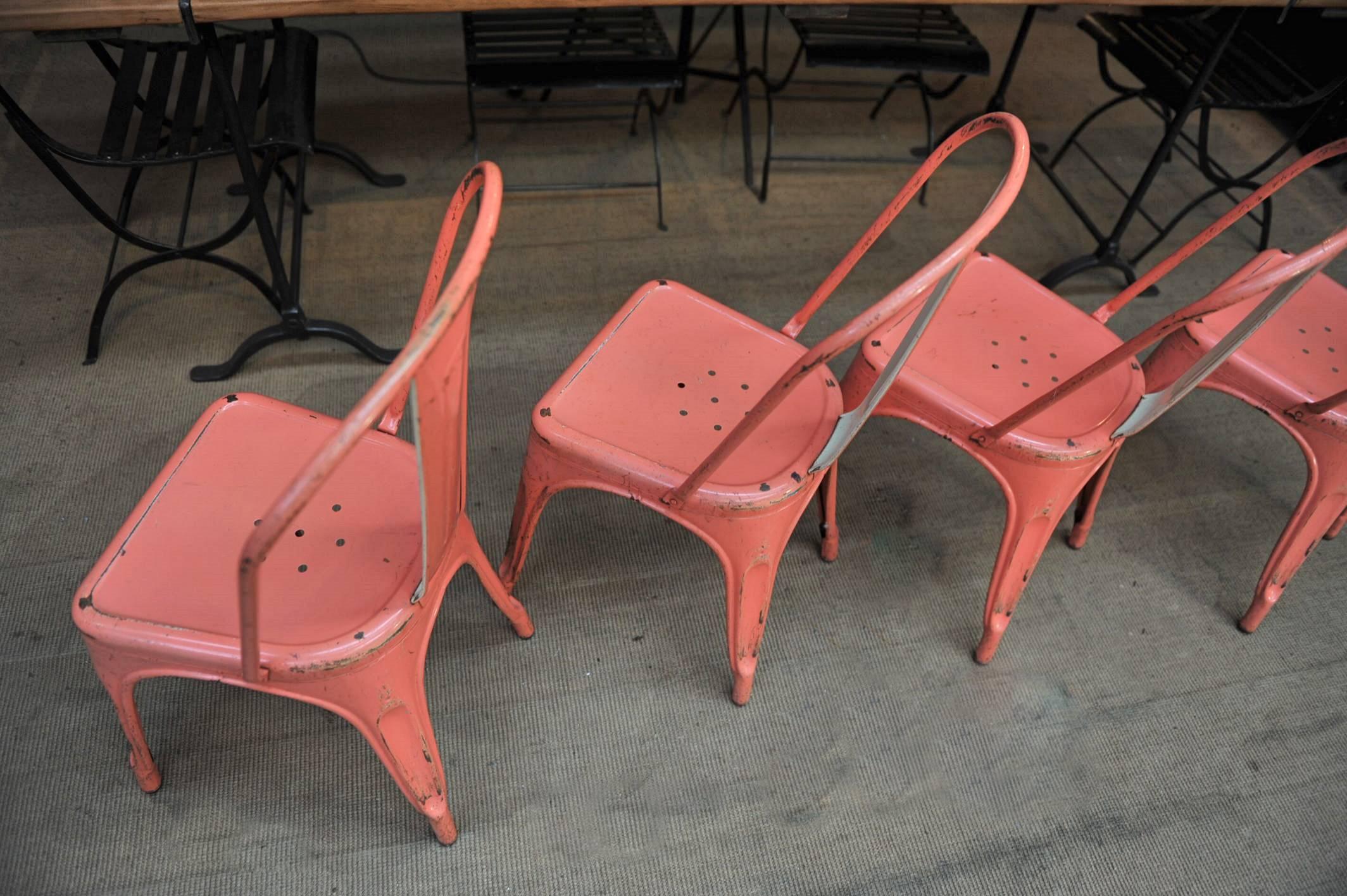 Set of Six Vintage 1950 Tolix Chairs Original Color In Excellent Condition In Roubaix, FR