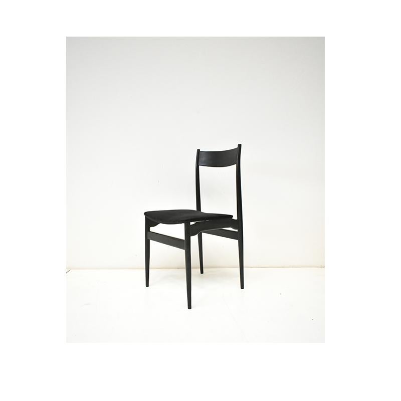  1960Set of Six Vintage Chairs,  black wooden structure and black velvet 3