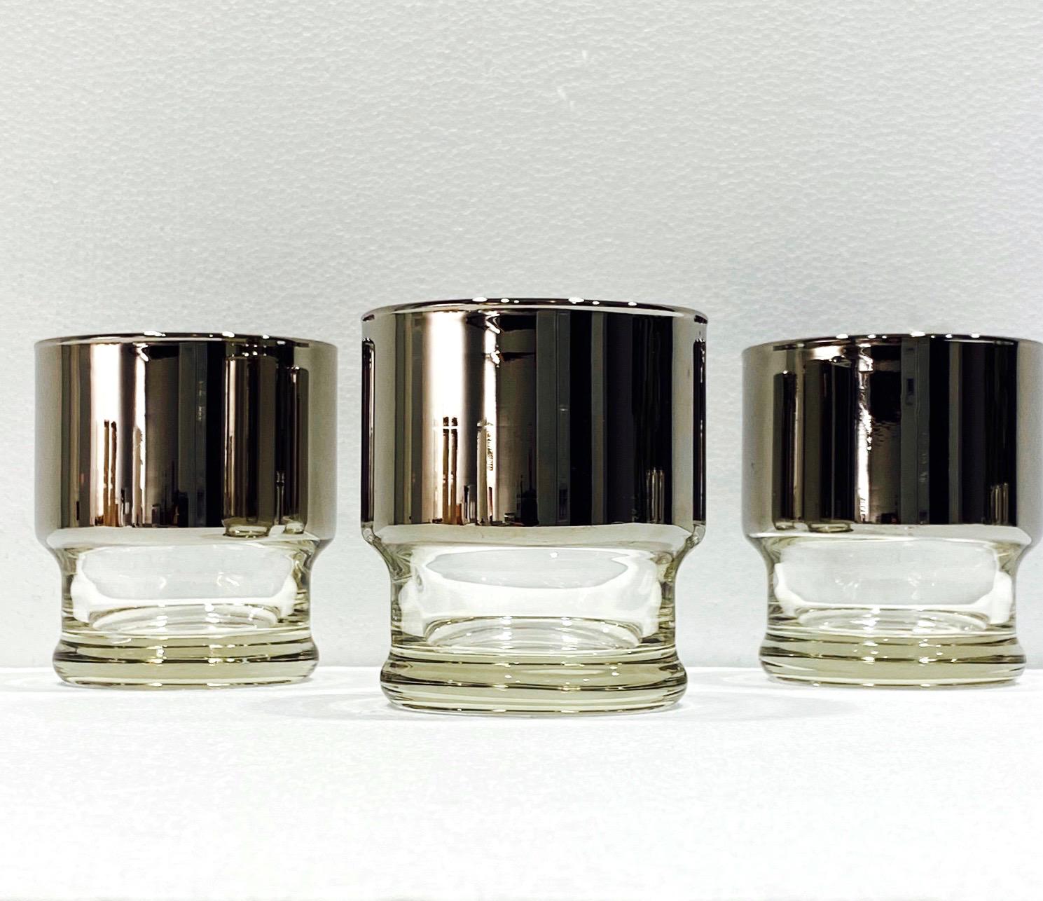 Blown Glass Set of Six Mid-Century Modern Silvered and Crystal Barware Glasses, c. 1960s