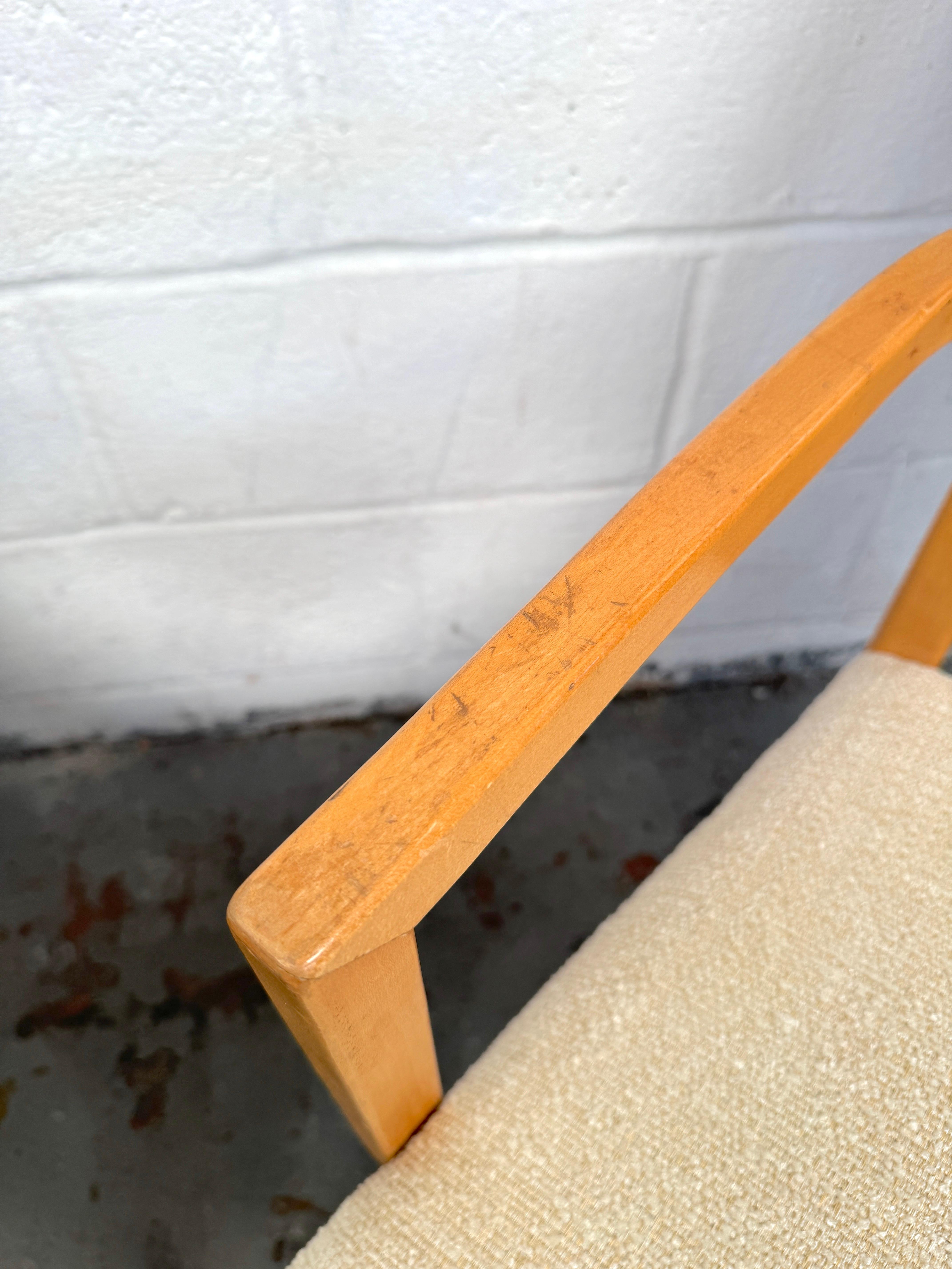 Ensemble de six chaises de salle à manger vintage en broussin en vente 3