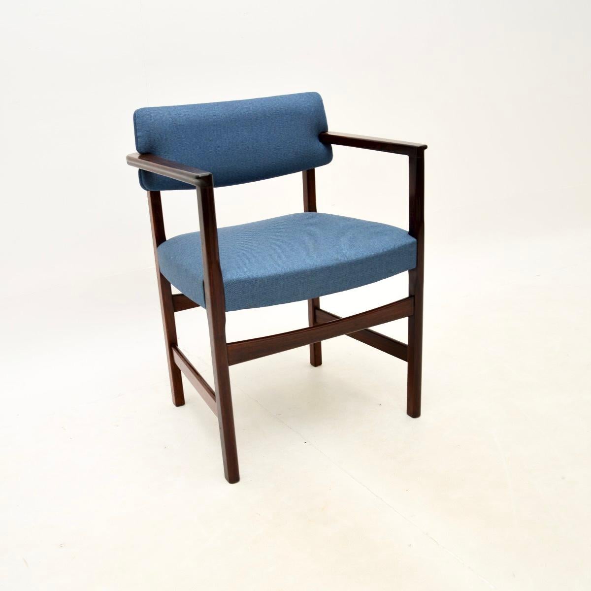 Mid-Century Modern Set of Six Vintage Dining Chairs by Robert Heritage for Archie Shine For Sale
