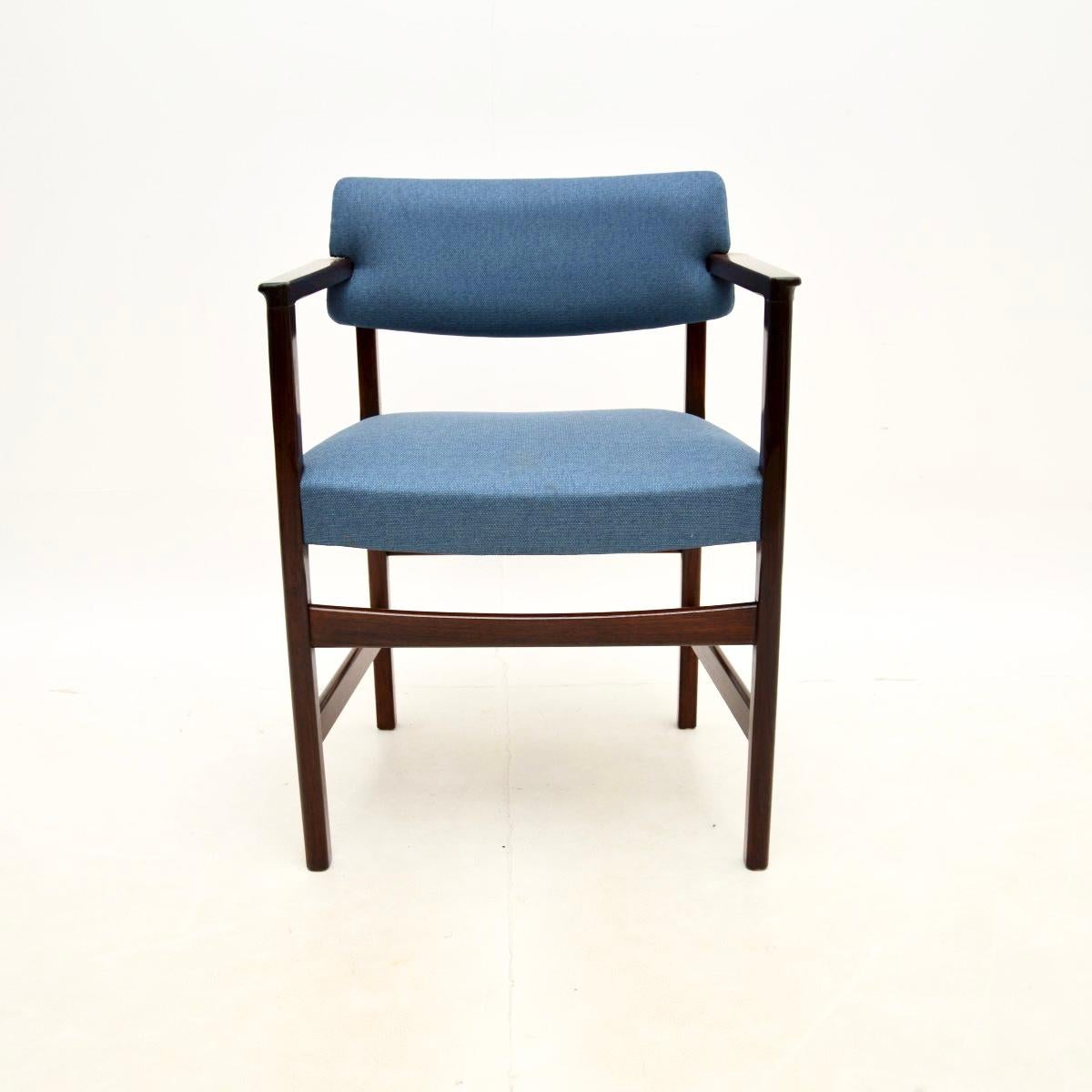 British Set of Six Vintage Dining Chairs by Robert Heritage for Archie Shine For Sale