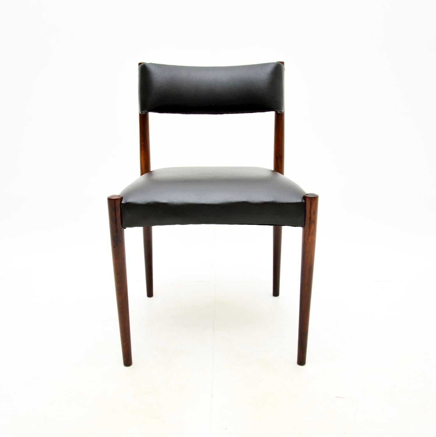 Set of Six Vintage Dining Chairs by Robert Heritage for Archie Shine In Good Condition In London, GB