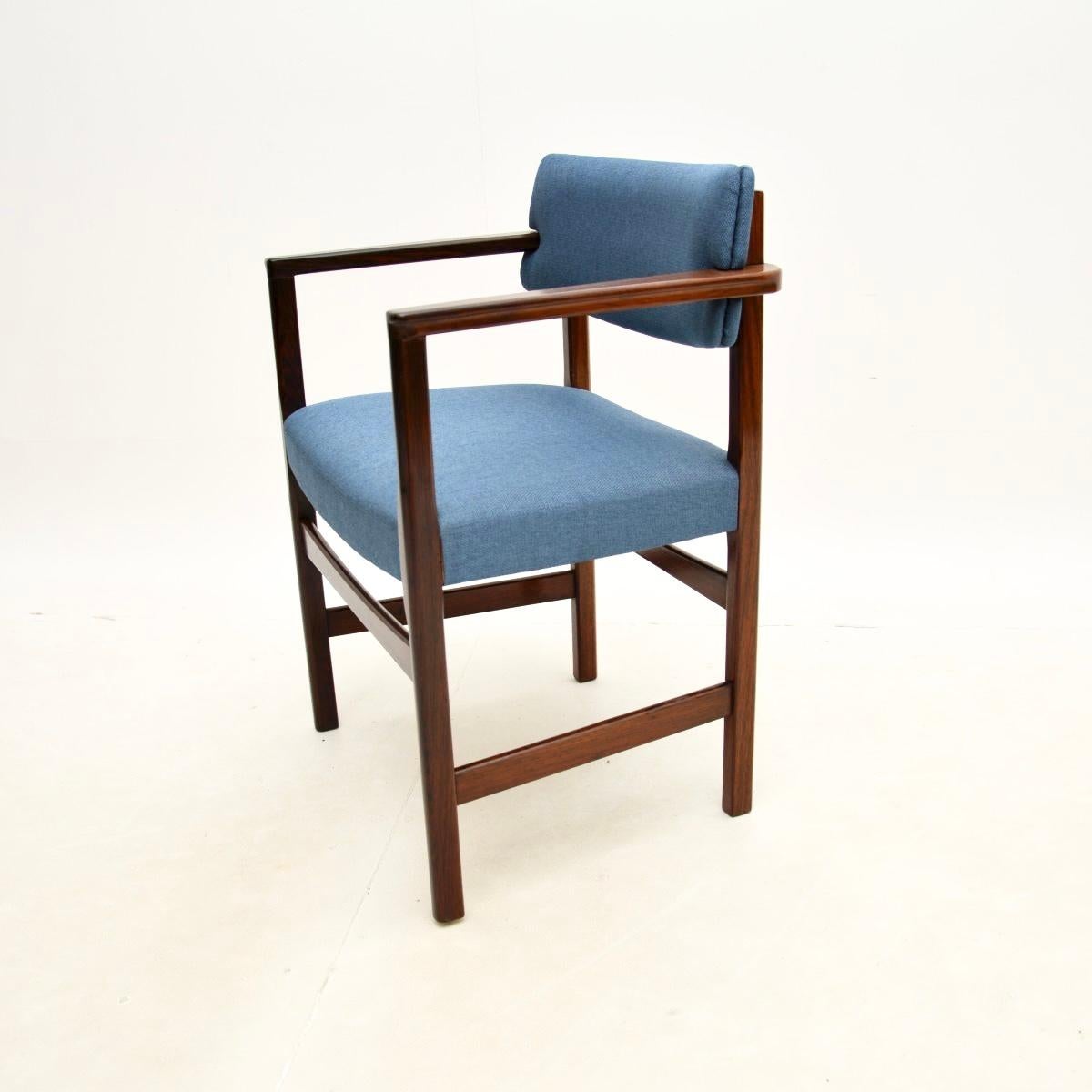 Set of Six Vintage Dining Chairs by Robert Heritage for Archie Shine In Good Condition For Sale In London, GB